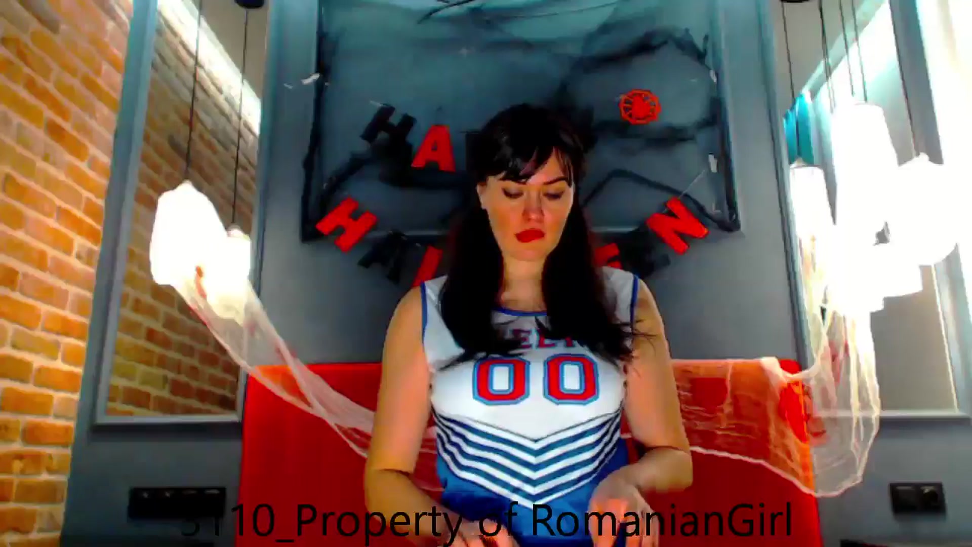 Gallery image thumbnail from RomanianGirl's myfreecams stream on, 10/31/2024, 14:31 image 12 of 20