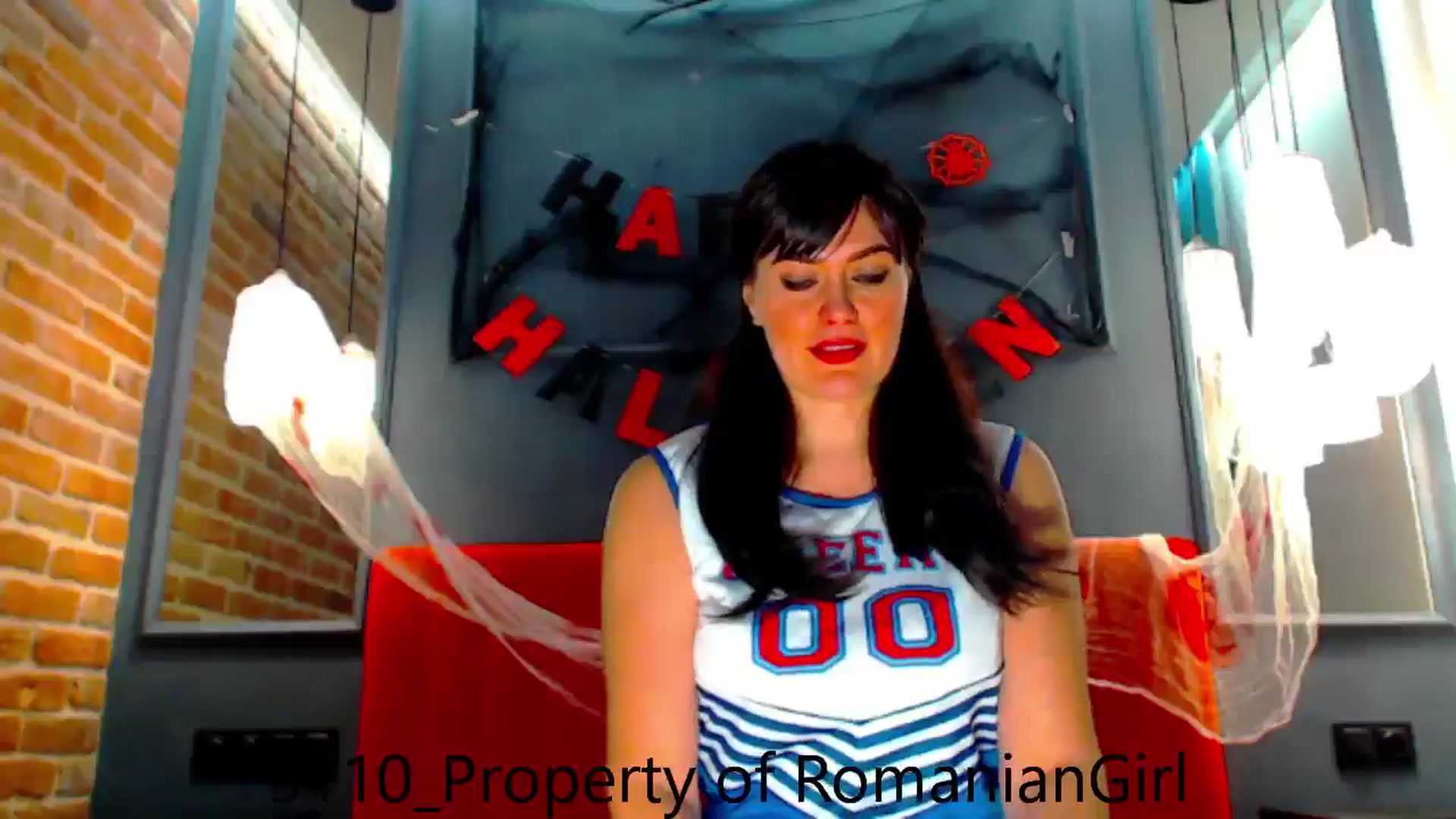 Gallery image thumbnail from RomanianGirl's myfreecams stream on, 10/31/2024, 14:31 image 10 of 20