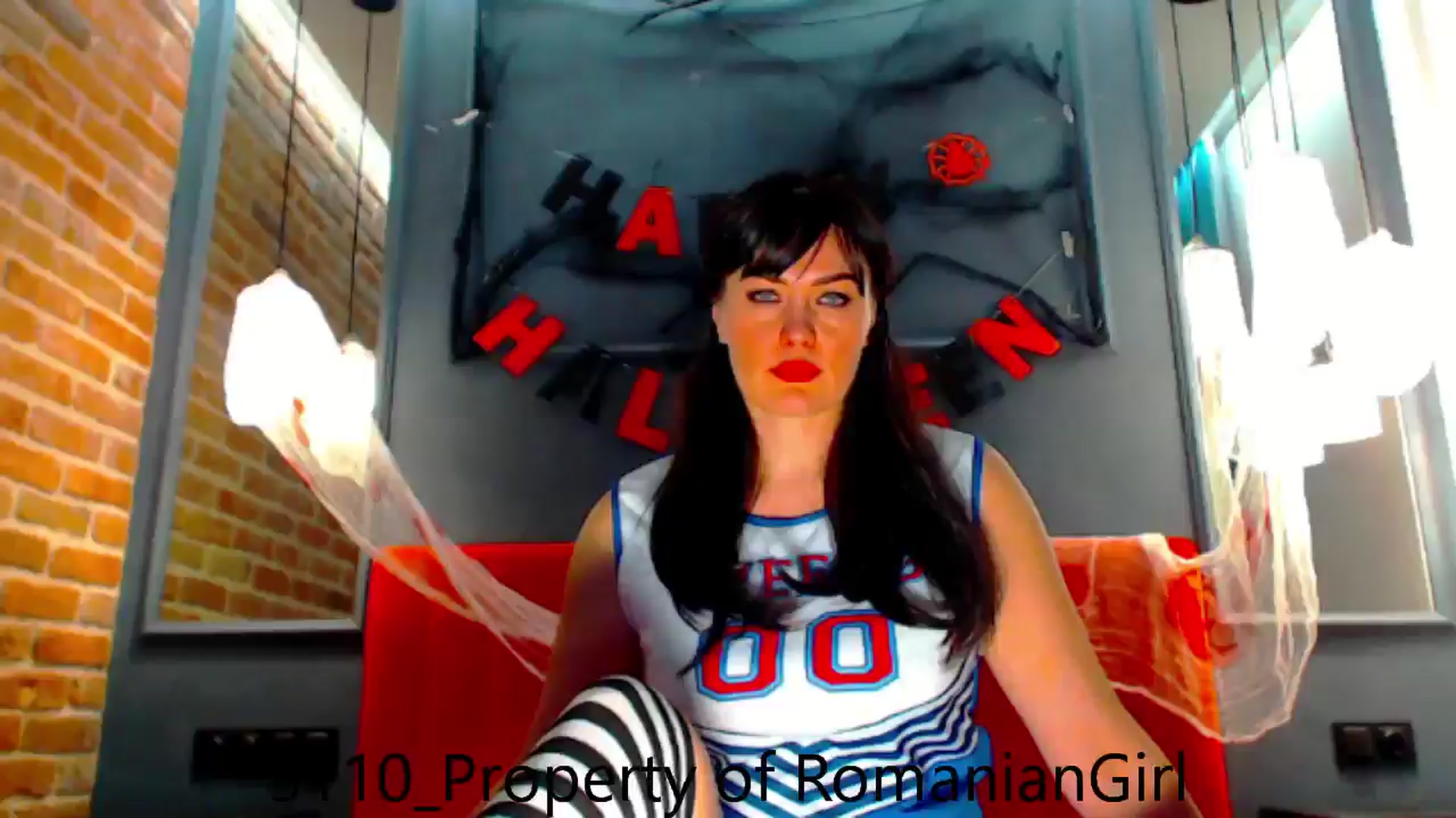 Gallery image thumbnail from RomanianGirl's myfreecams stream on, 10/31/2024, 14:31 image 15 of 20