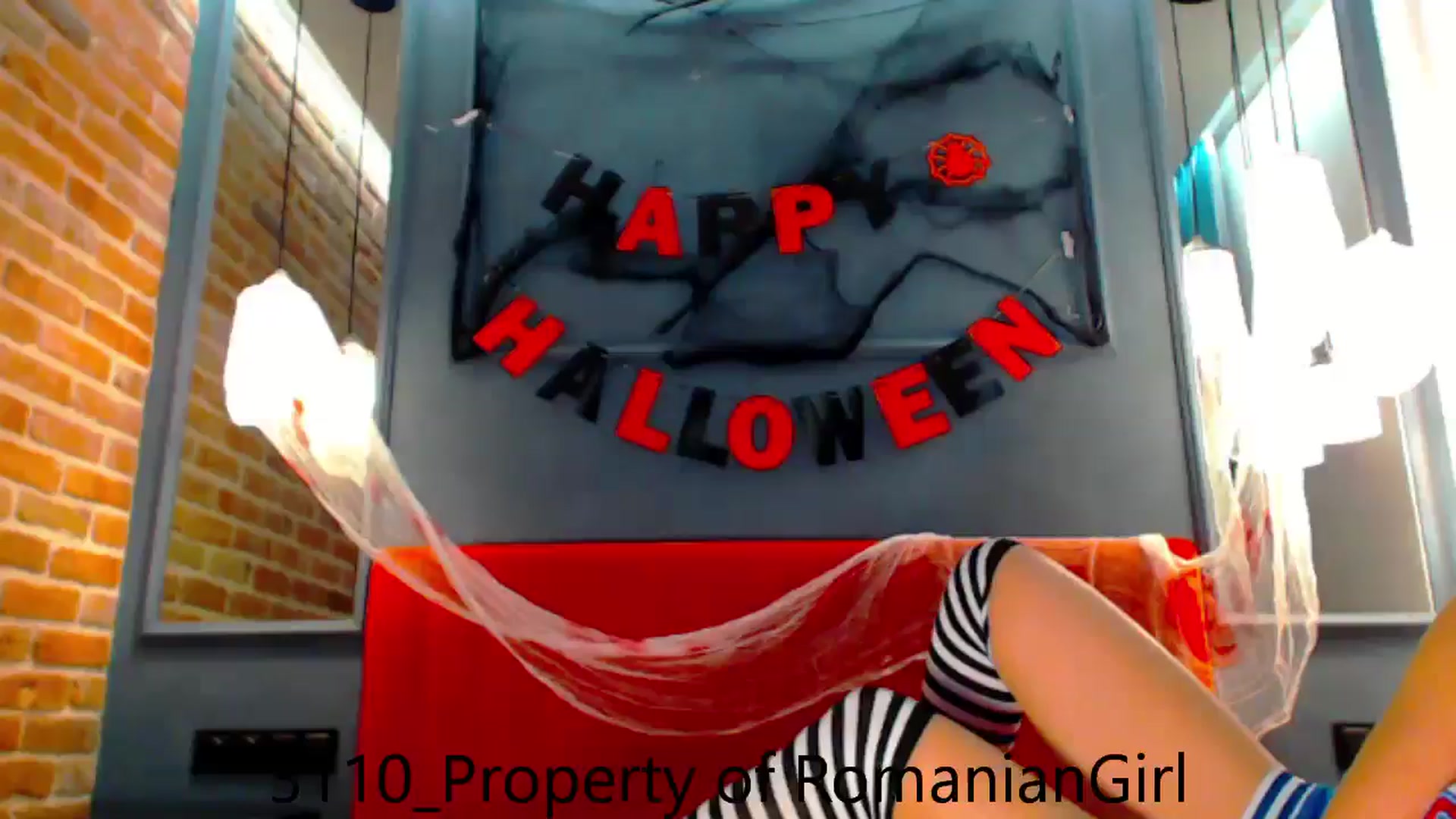 Gallery image thumbnail from RomanianGirl's myfreecams stream on, 10/31/2024, 14:31 image 13 of 20