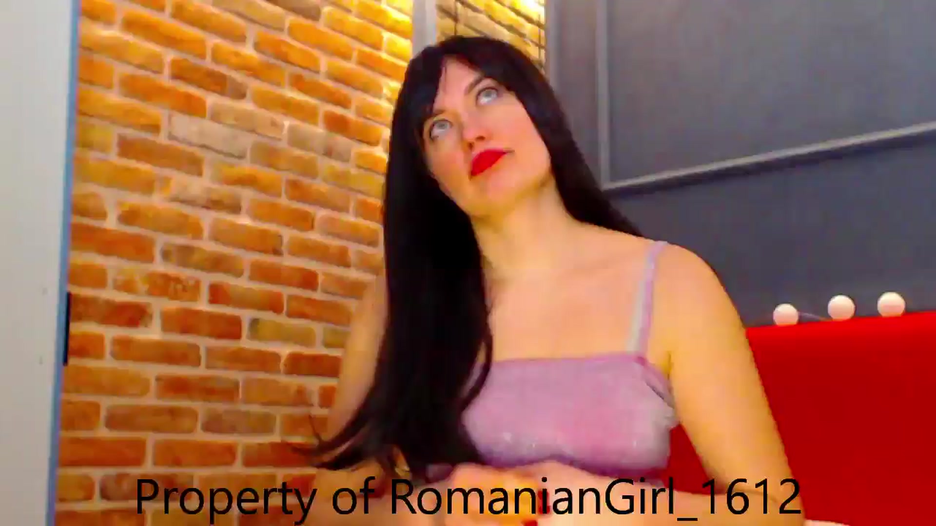Gallery image thumbnail from RomanianGirl's myfreecams stream on, 12/16/2024, 17:55 image 4 of 20