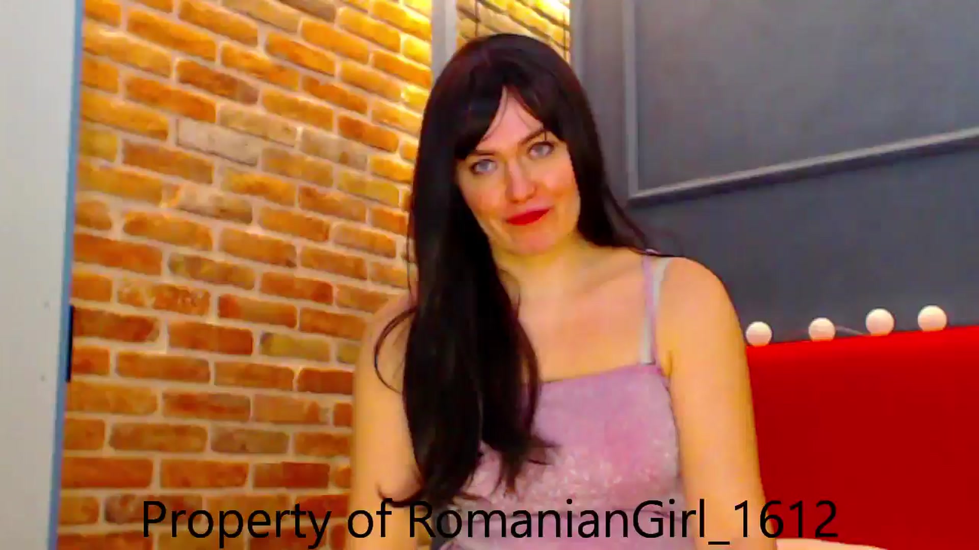 Gallery image thumbnail from RomanianGirl's myfreecams stream on, 12/16/2024, 17:55 image 16 of 20