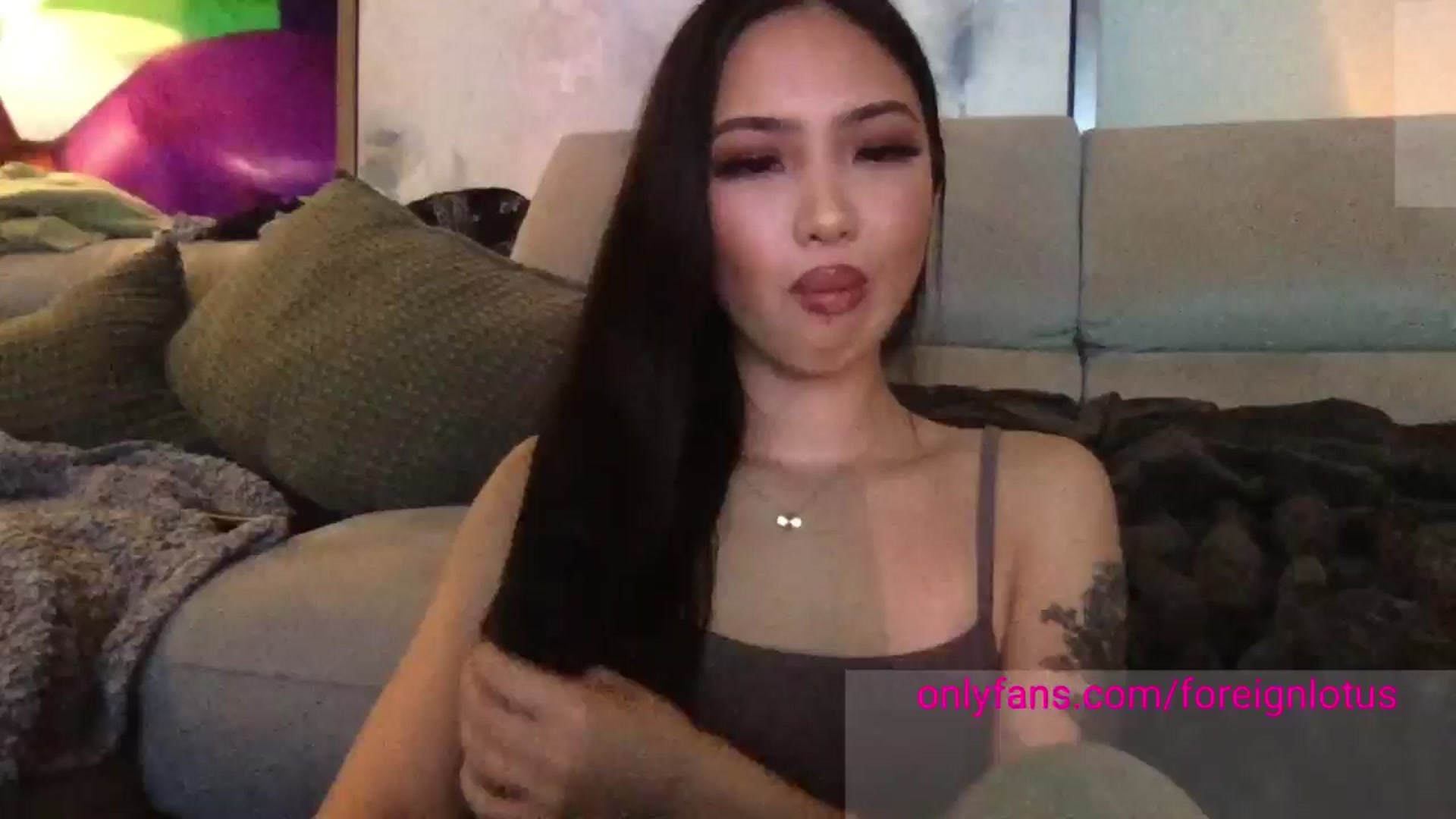 Gallery image thumbnail from Romanlettuce0's myfreecams stream on, 09/05/2024, 08:50 image 10 of 20