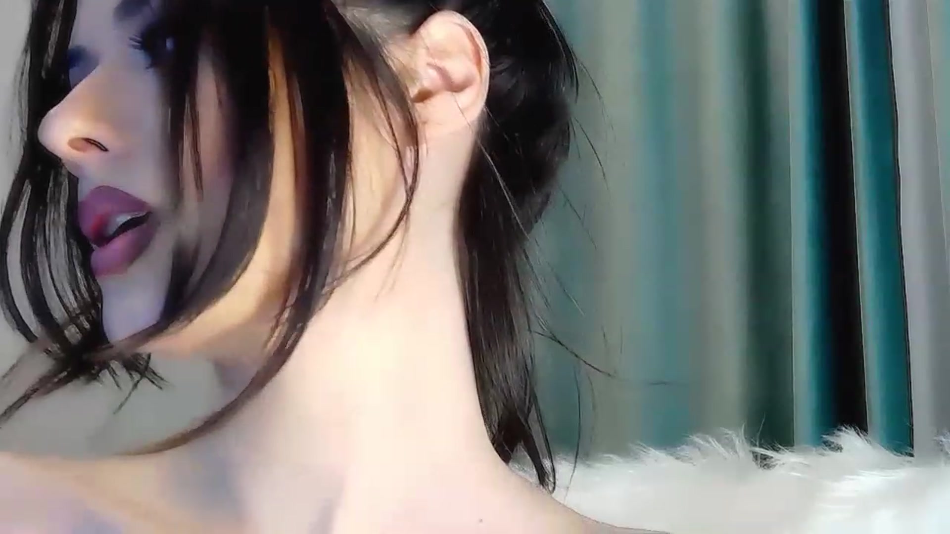 Gallery image thumbnail from RomanticNymph's myfreecams stream on, 02/21/2023, 24:32 image 3 of 20