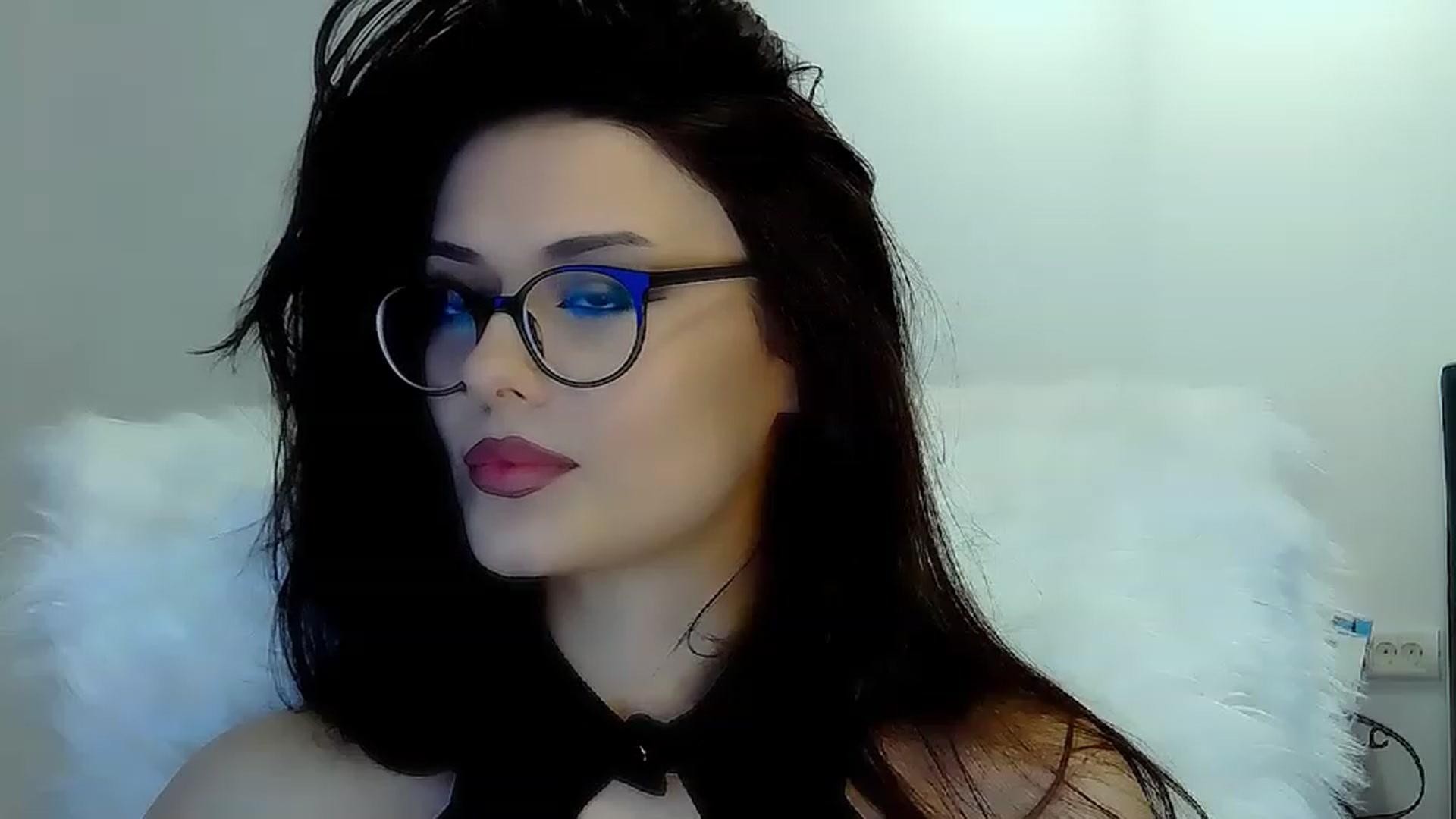 Gallery image thumbnail from RomanticNymph's myfreecams stream on, 04/05/2023, 23:13 image 14 of 20