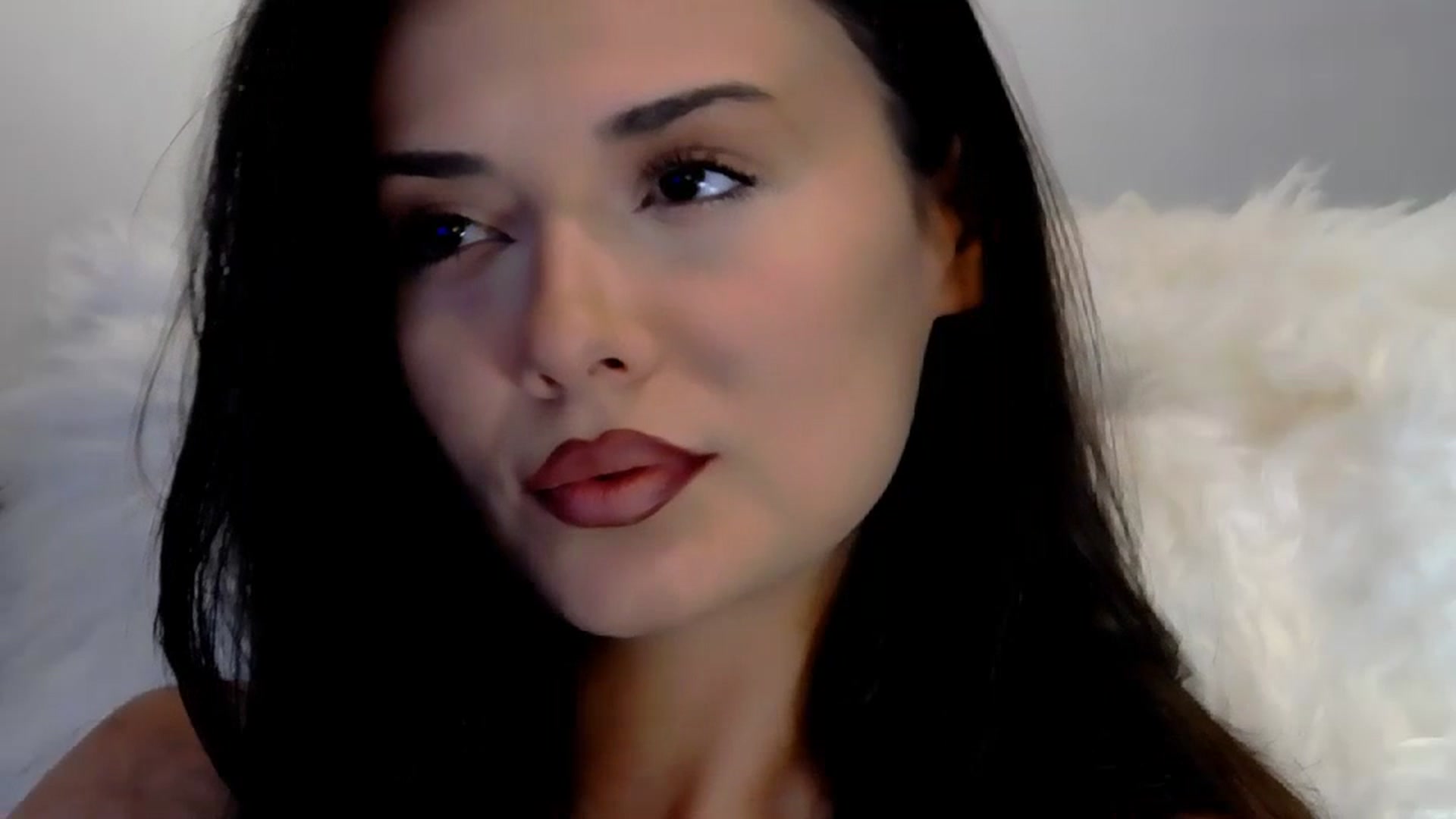 Gallery image thumbnail from RomanticNymph's myfreecams stream on, 07/18/2023, 22:42 image 2 of 20