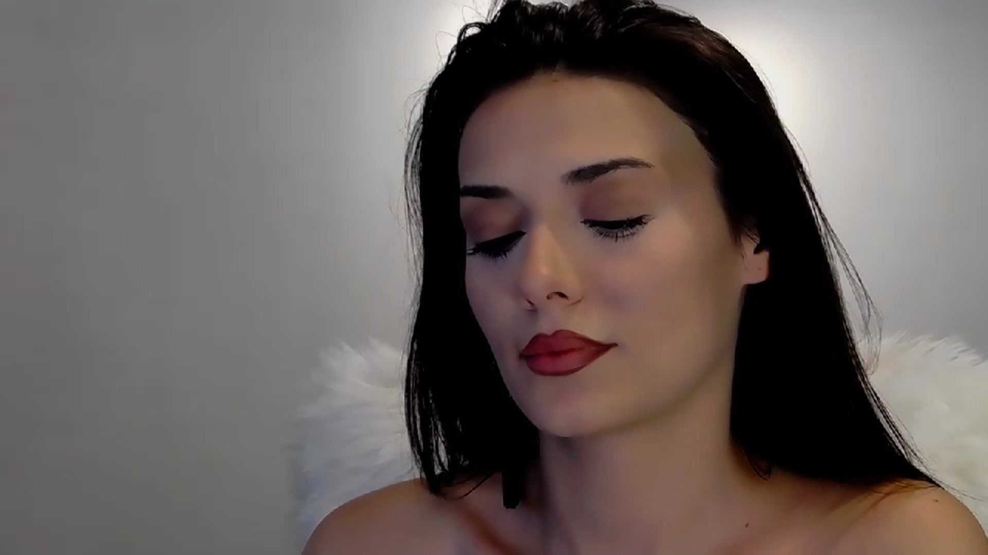 Gallery image thumbnail from RomanticNymph's myfreecams stream on, 07/18/2023, 23:57 image 5 of 20