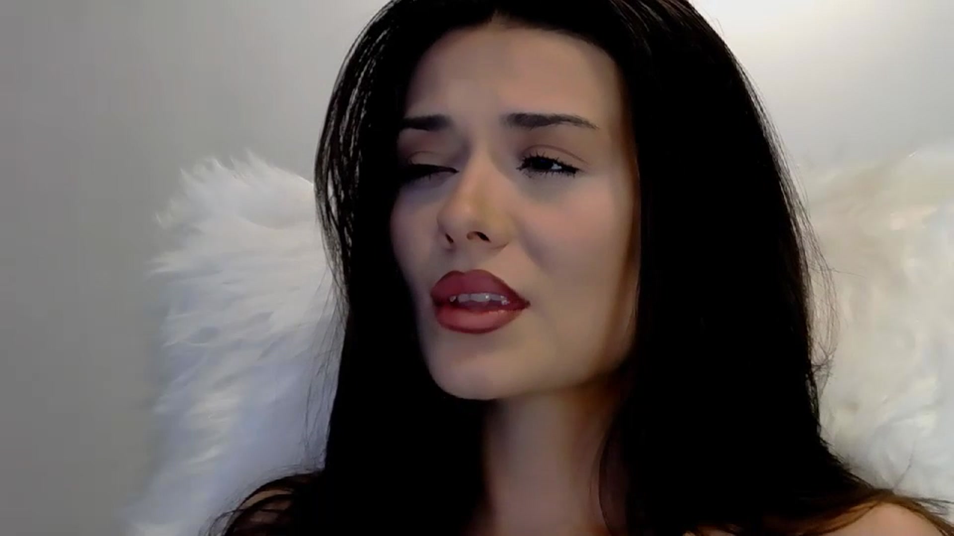 Gallery image thumbnail from RomanticNymph's myfreecams stream on, 07/18/2023, 23:57 image 14 of 20