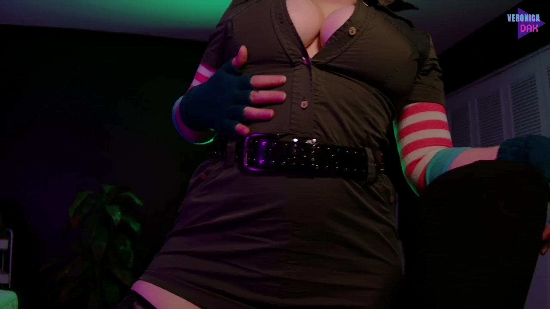 Gallery image thumbnail from RonnieAtNight's myfreecams stream on, 06/16/2024, 01:50 image 7 of 20
