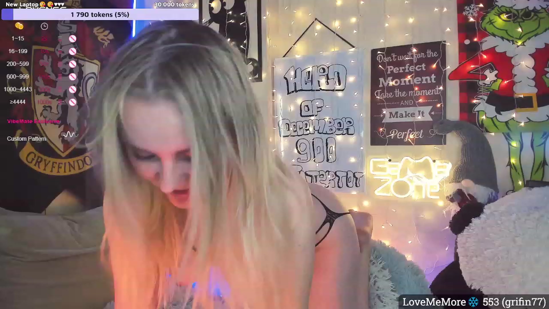 Gallery image thumbnail from Ronnie_'s myfreecams stream on, 12/10/2023, 16:06 image 10 of 20