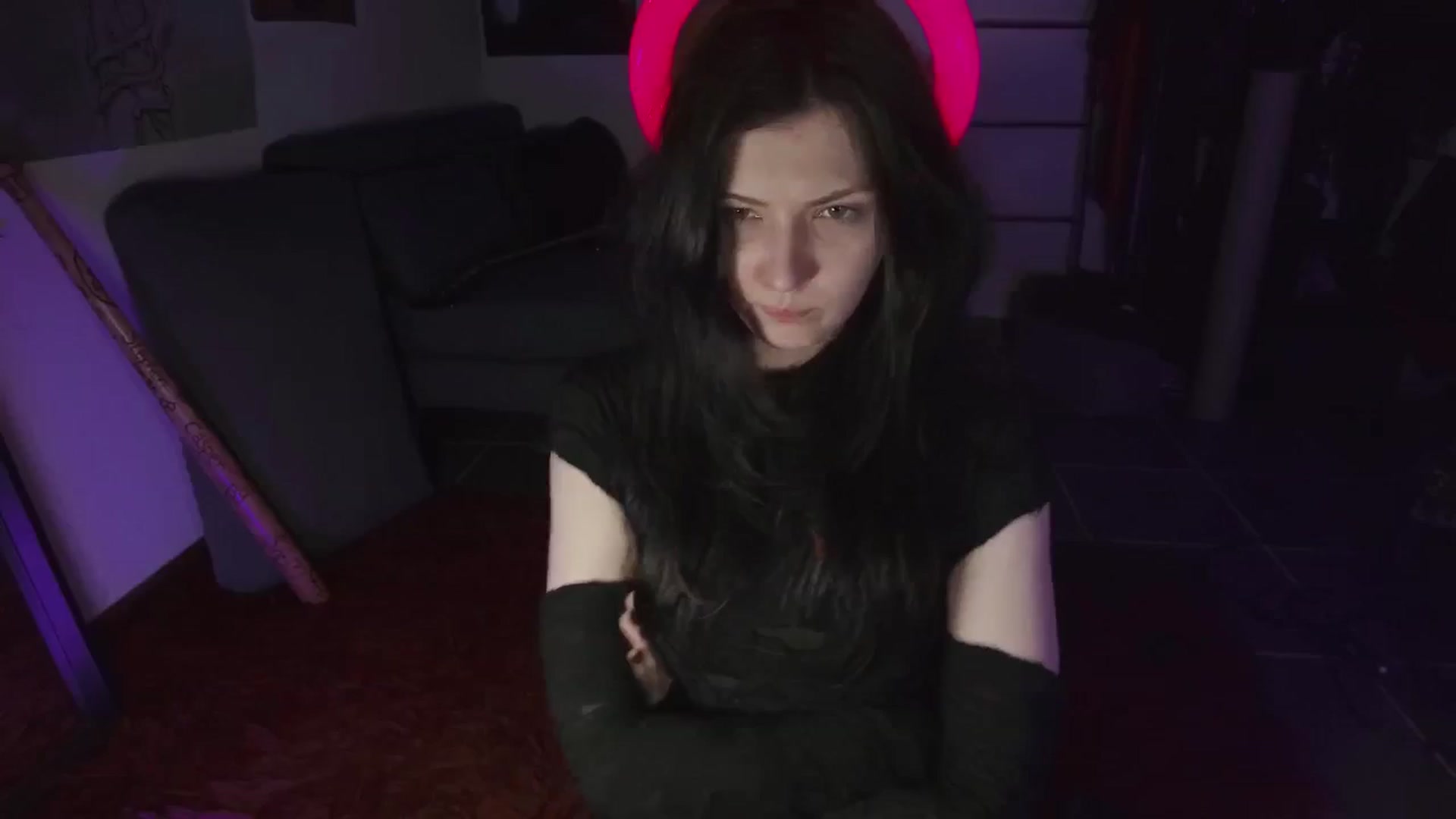 Gallery image thumbnail from Roo__o_abwfj's myfreecams stream on, 08/16/2024, 07:36 image 2 of 20