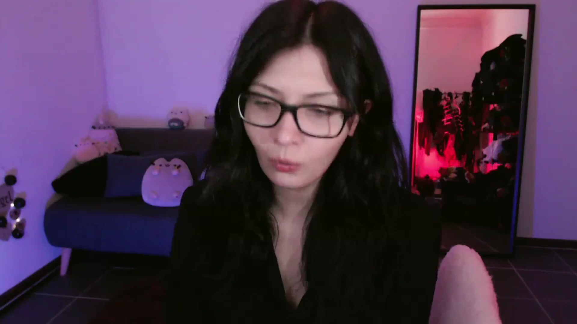 Gallery image thumbnail from RoomN6's myfreecams stream on, 12/01/2023, 01:23 image 13 of 20