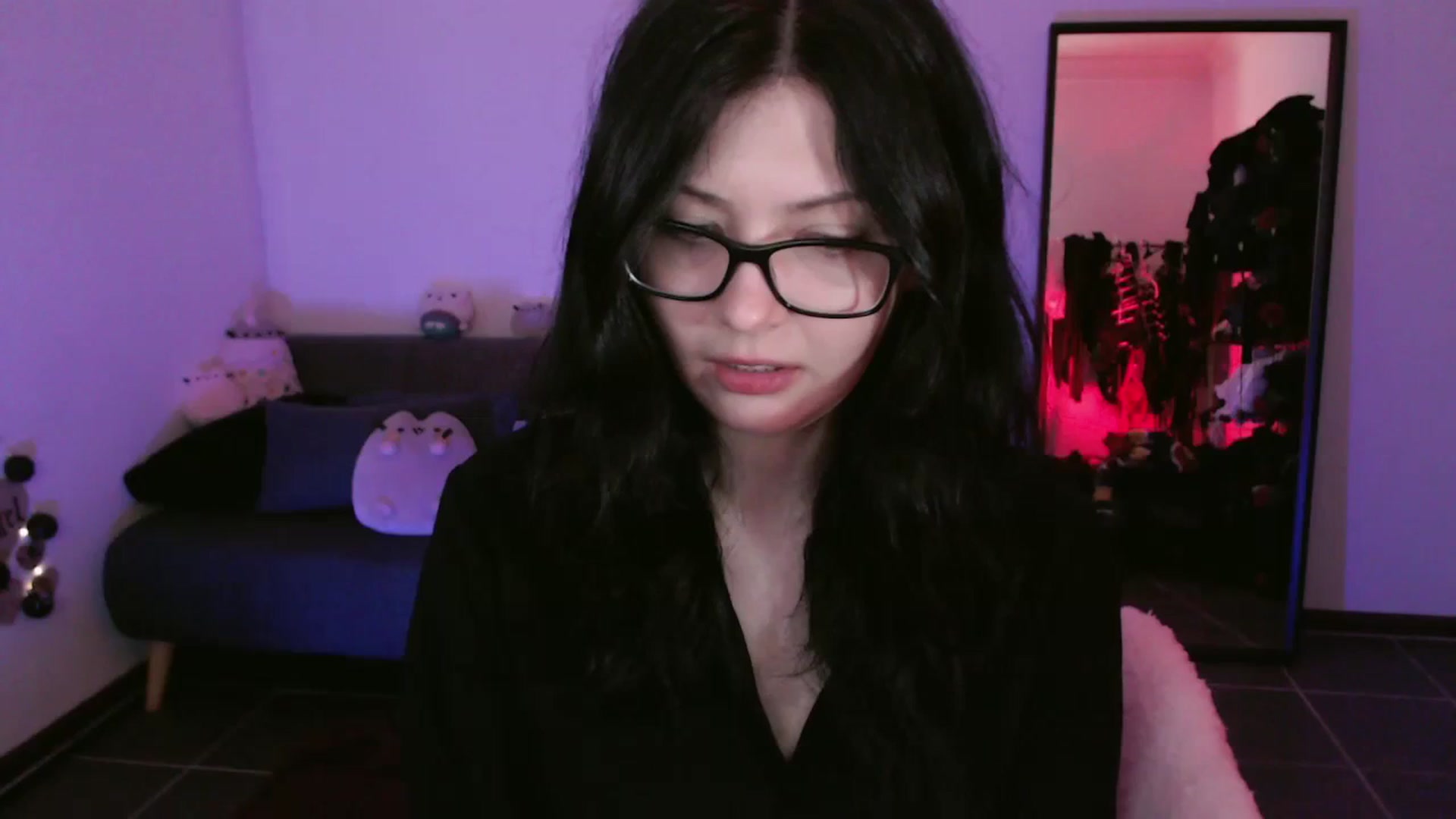Gallery image thumbnail from RoomN6's myfreecams stream on, 12/01/2023, 01:23 image 1 of 20