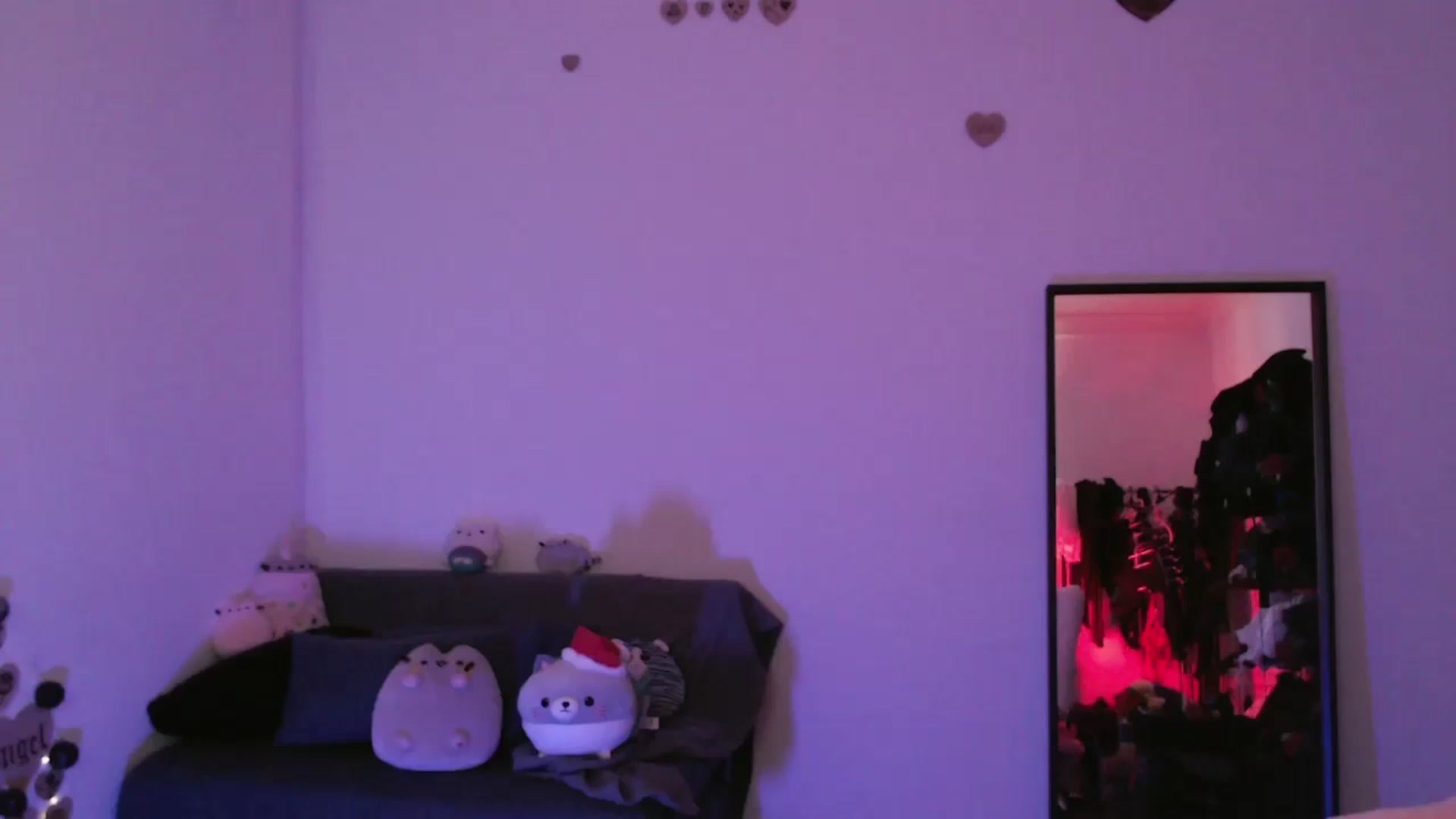 Gallery image thumbnail from RoomN6's myfreecams stream on, 12/01/2023, 03:00 image 18 of 20