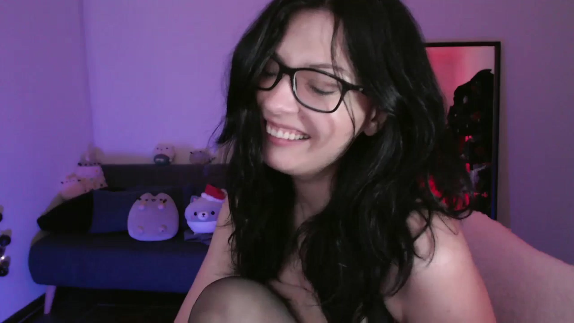 Gallery image thumbnail from RoomN6's myfreecams stream on, 12/01/2023, 03:35 image 11 of 20