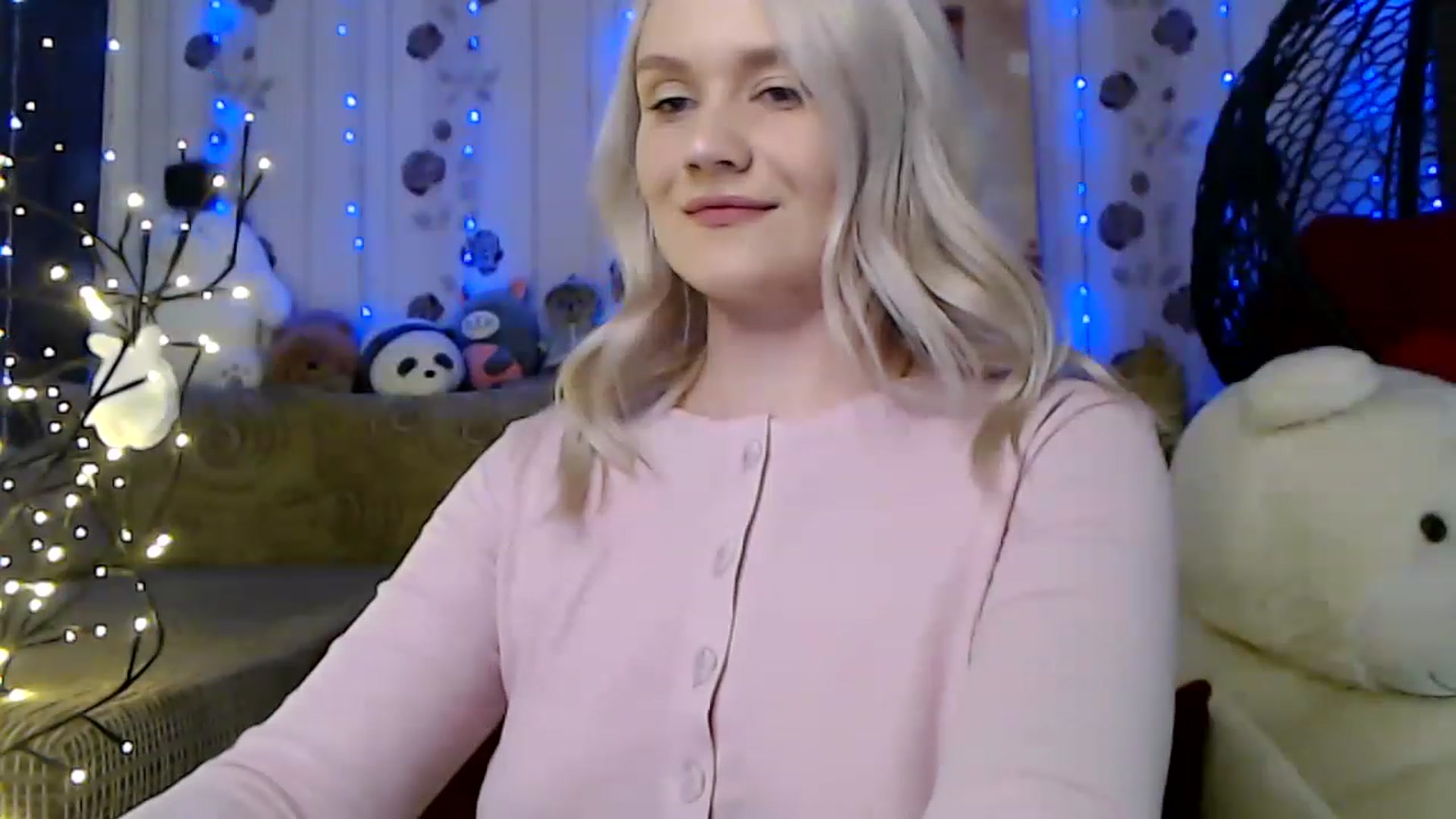 Gallery image thumbnail from RoomOfBears's myfreecams stream on, 05/23/2023, 17:38 image 8 of 20