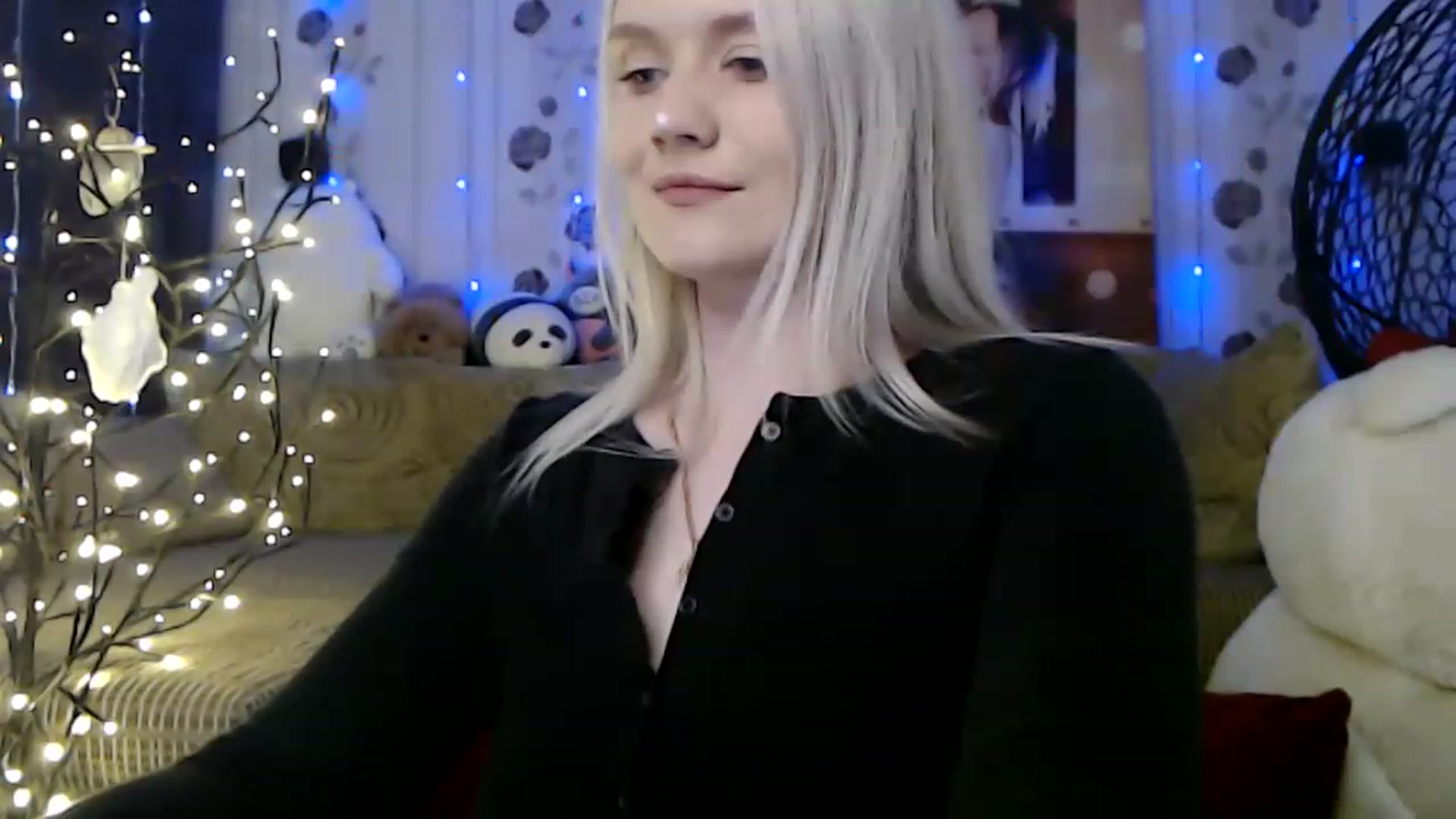 Gallery image thumbnail from RoomOfBears's myfreecams stream on, 05/24/2023, 17:45 image 9 of 20