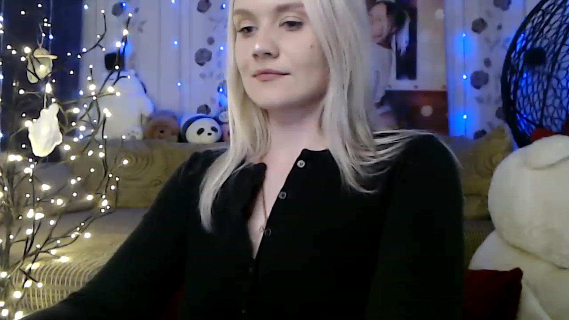 Gallery image thumbnail from RoomOfBears's myfreecams stream on, 05/24/2023, 17:45 image 19 of 20