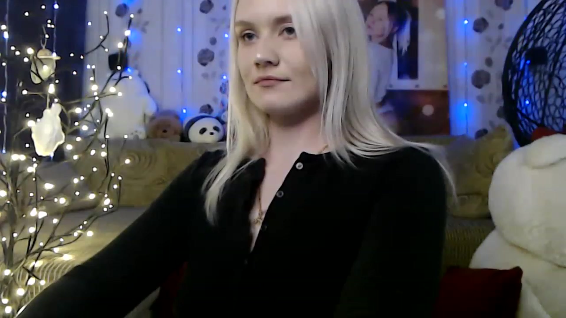 Gallery image thumbnail from RoomOfBears's myfreecams stream on, 05/24/2023, 17:45 image 15 of 20