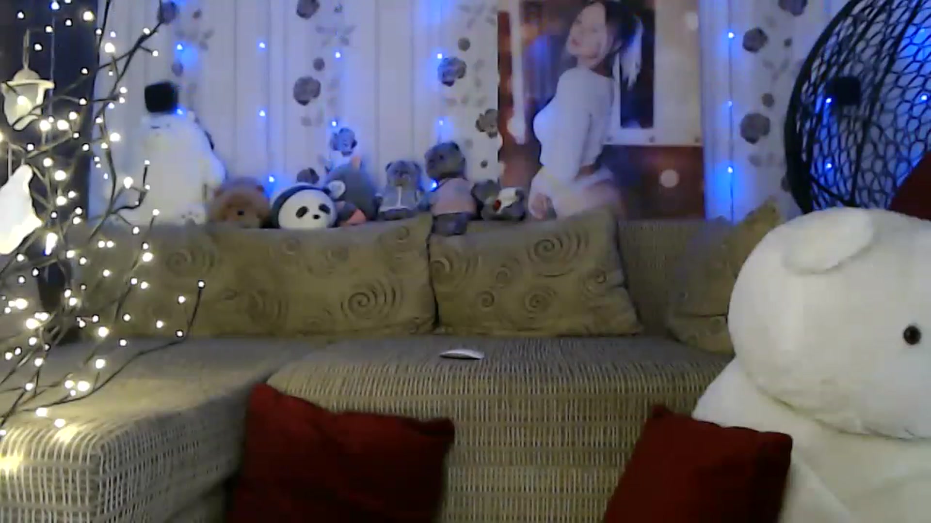 Gallery image thumbnail from RoomOfBears's myfreecams stream on, 05/31/2023, 17:11 image 13 of 20