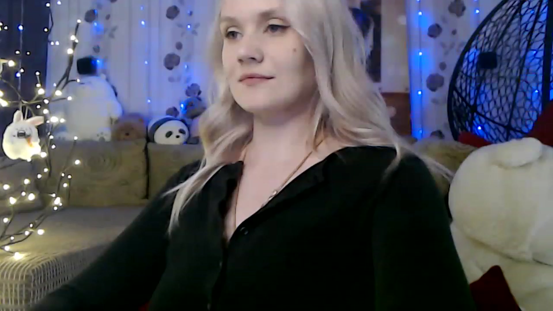 Gallery image thumbnail from RoomOfBears's myfreecams stream on, 06/10/2023, 17:08 image 16 of 20