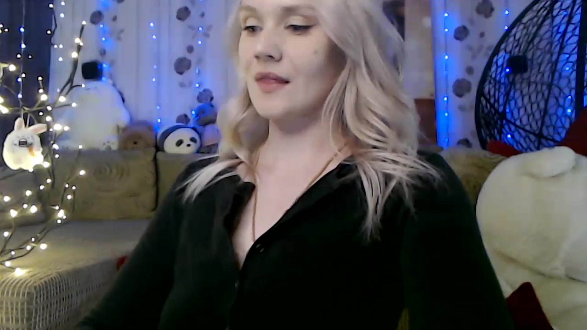 Gallery image thumbnail from RoomOfBears's myfreecams stream on, 06/10/2023, 17:08 image 6 of 20