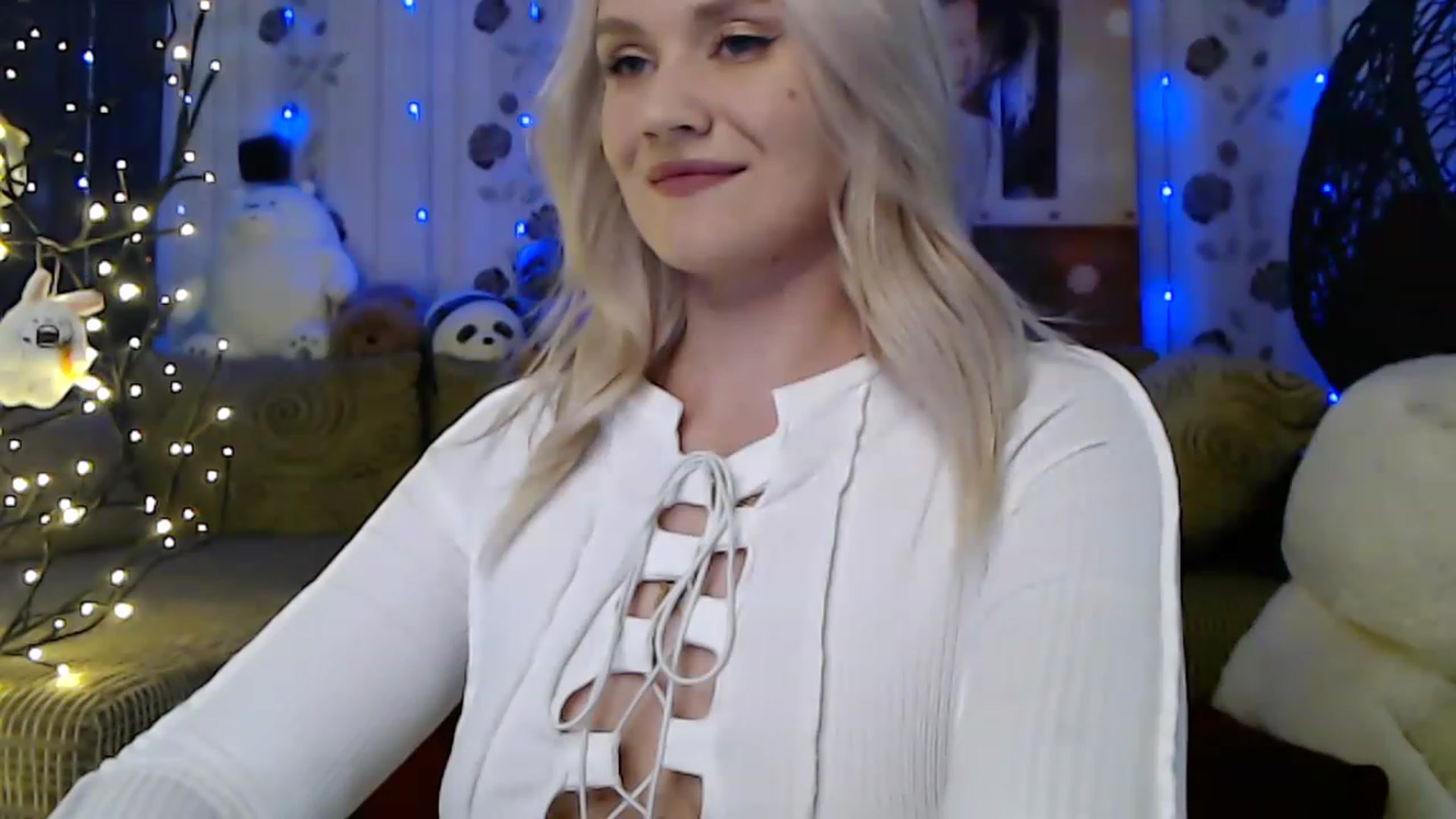 Gallery image thumbnail from RoomOfBears's myfreecams stream on, 06/11/2023, 16:41 image 16 of 20