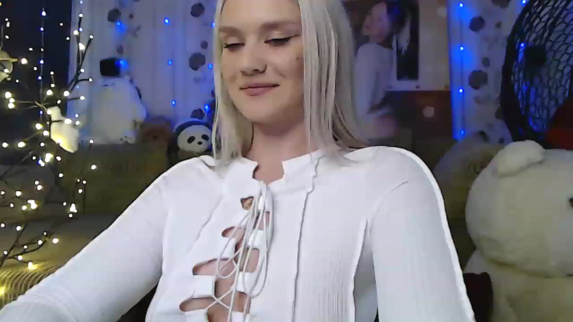 Gallery image thumbnail from RoomOfBears's myfreecams stream on, 06/21/2023, 17:54 image 1 of 20