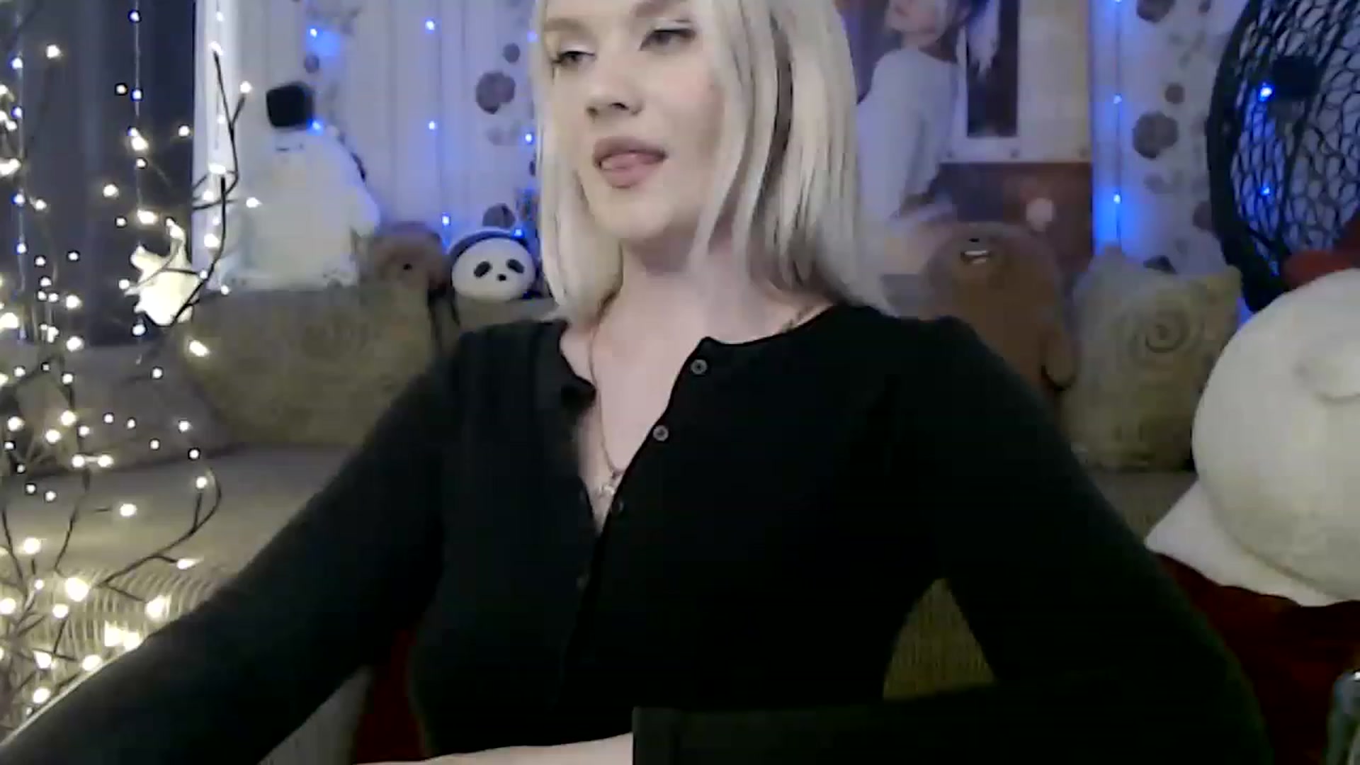 Gallery image thumbnail from RoomOfBears's myfreecams stream on, 06/24/2023, 15:13 image 19 of 20