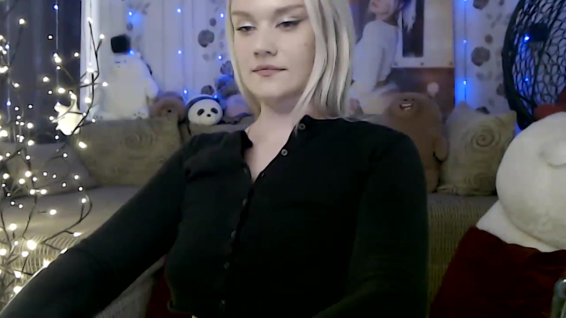Gallery image thumbnail from RoomOfBears's myfreecams stream on, 06/24/2023, 15:13 image 18 of 20