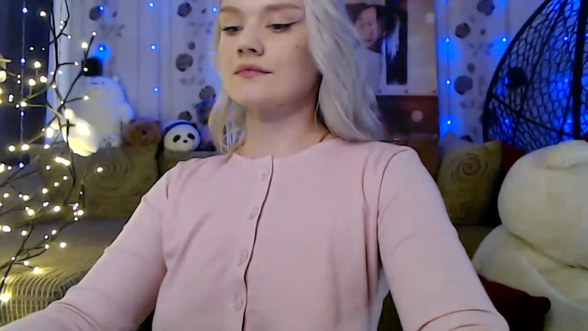Gallery image thumbnail from RoomOfBears's myfreecams stream on, 06/25/2023, 15:50 image 20 of 20