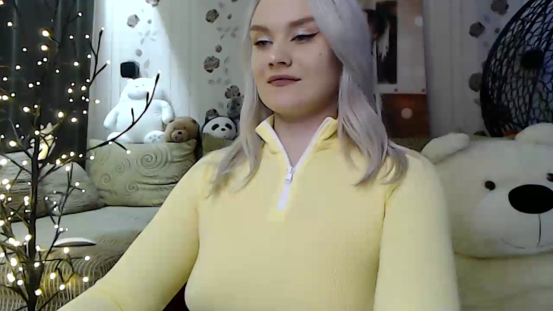 Gallery image thumbnail from RoomOfBears's myfreecams stream on, 07/09/2023, 13:36 image 2 of 20