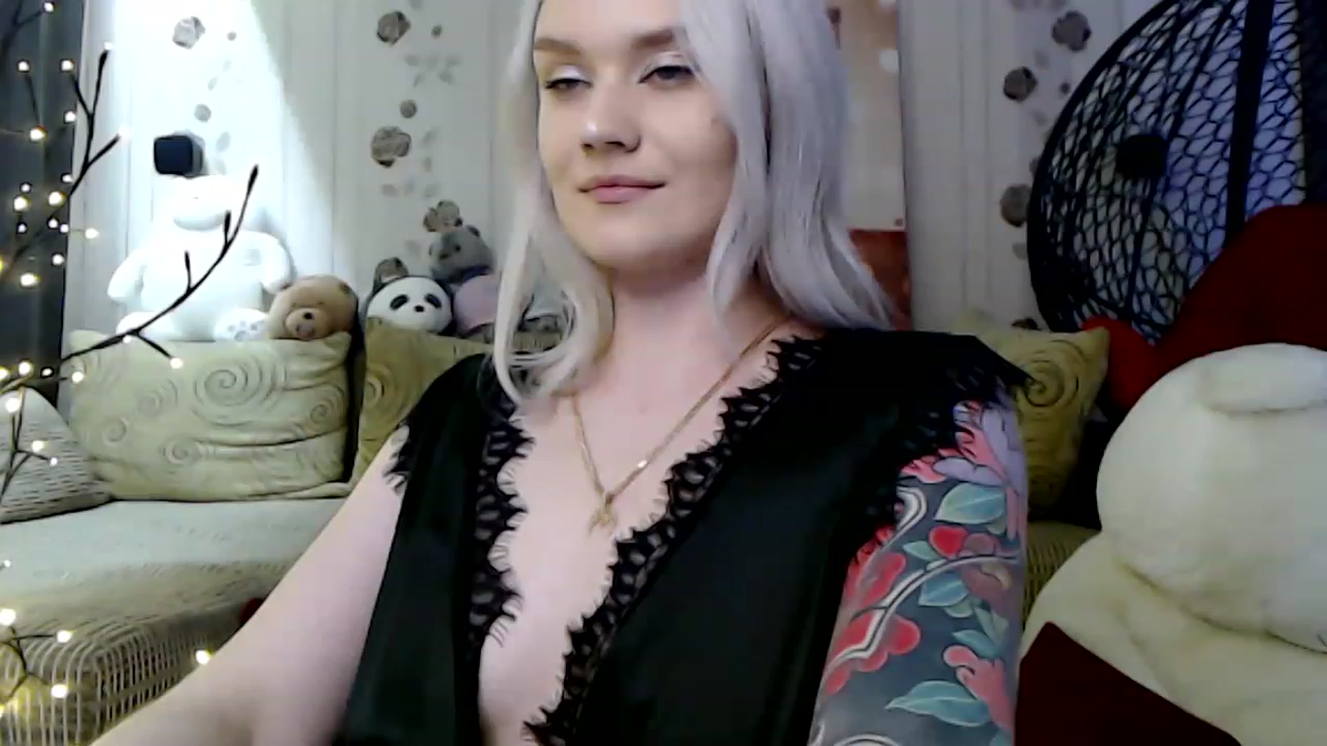Gallery image thumbnail from RoomOfBears's myfreecams stream on, 07/09/2023, 15:12 image 17 of 20