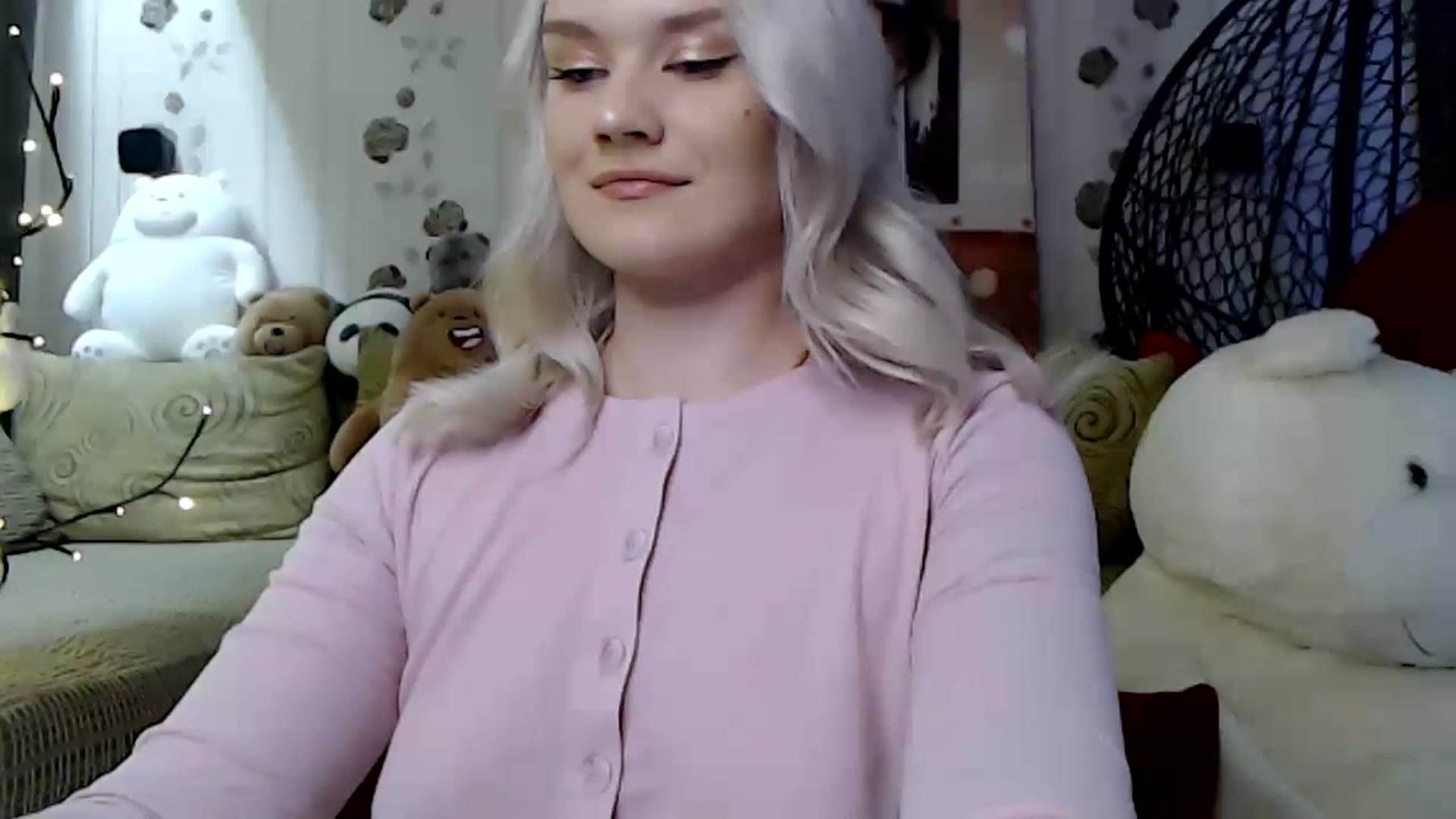 Gallery image thumbnail from RoomOfBears's myfreecams stream on, 07/11/2023, 17:51 image 10 of 20