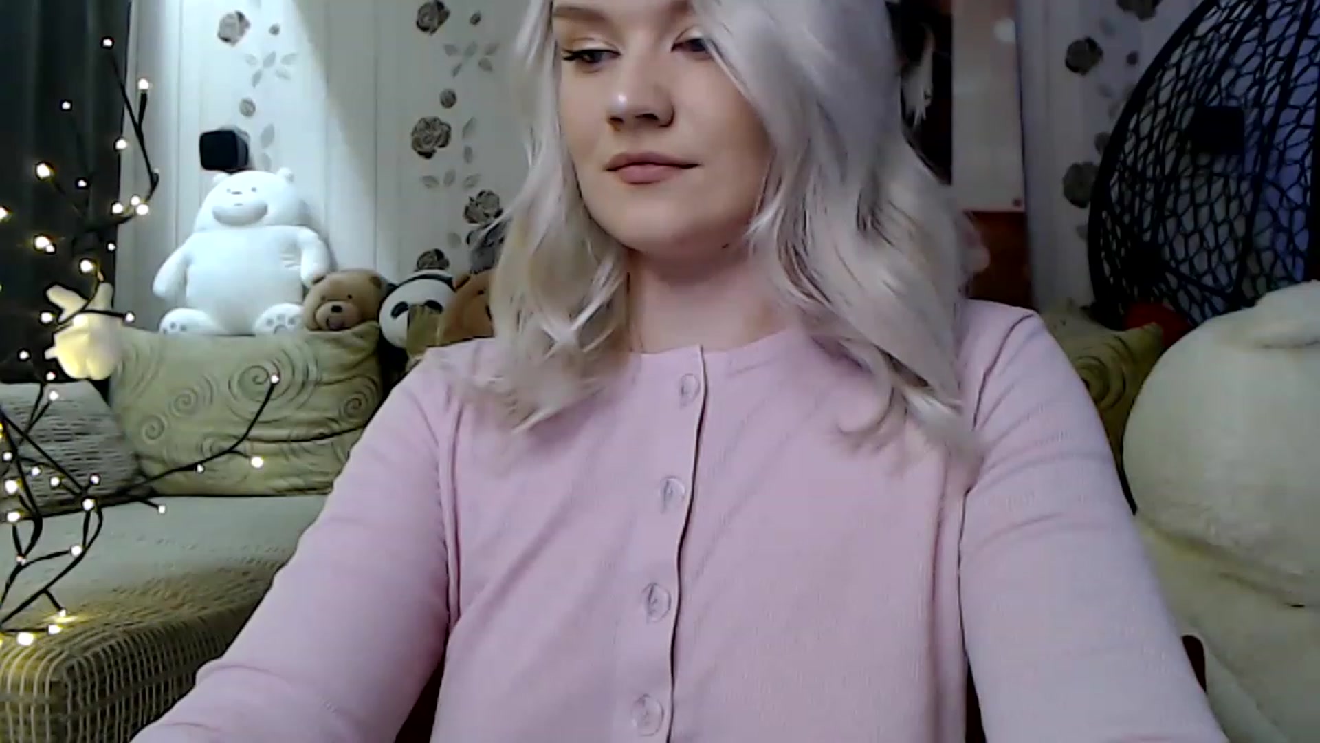 Gallery image thumbnail from RoomOfBears's myfreecams stream on, 07/11/2023, 17:51 image 7 of 20
