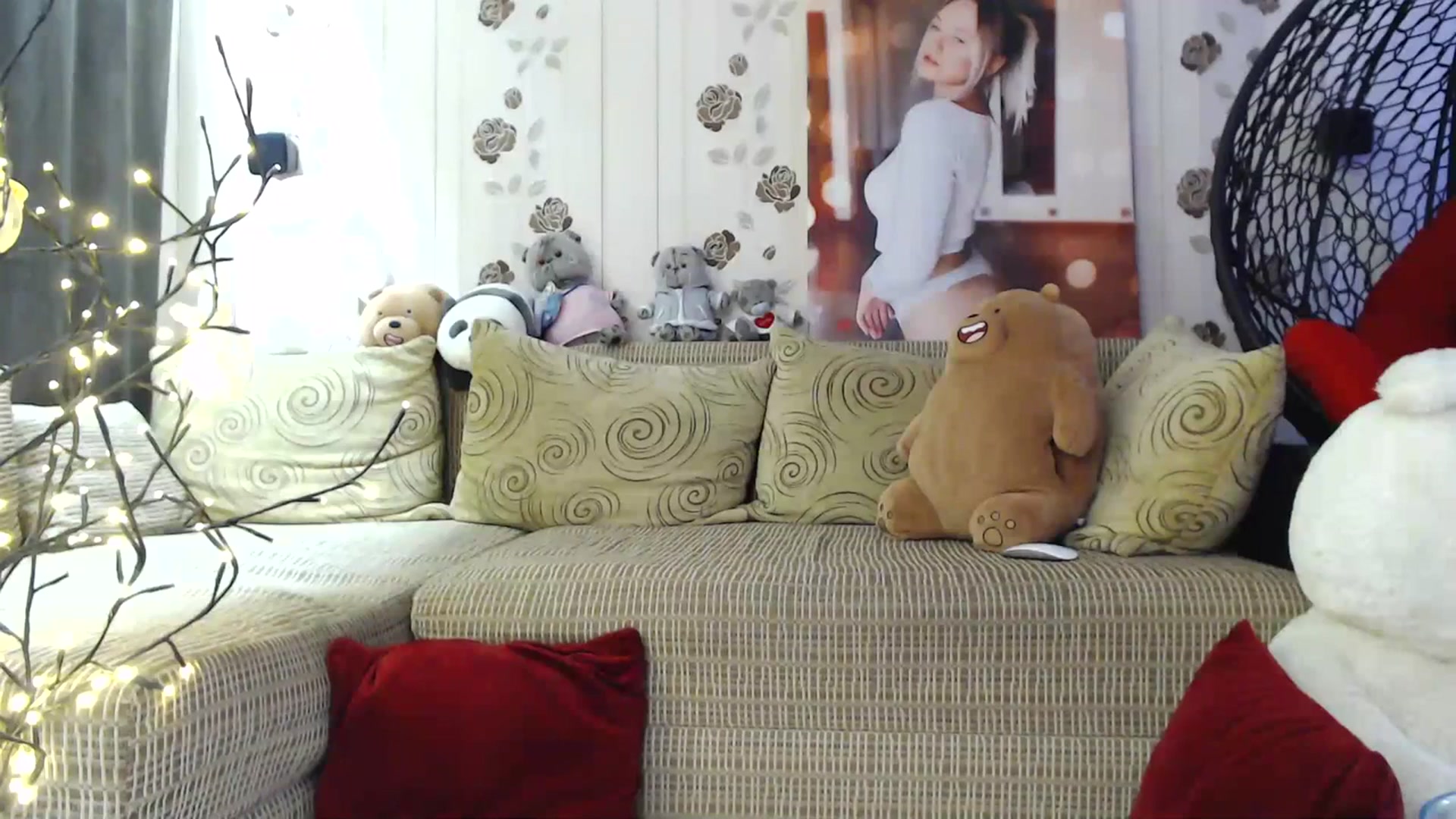 Gallery image thumbnail from RoomOfBears's myfreecams stream on, 07/12/2023, 17:21 image 16 of 20