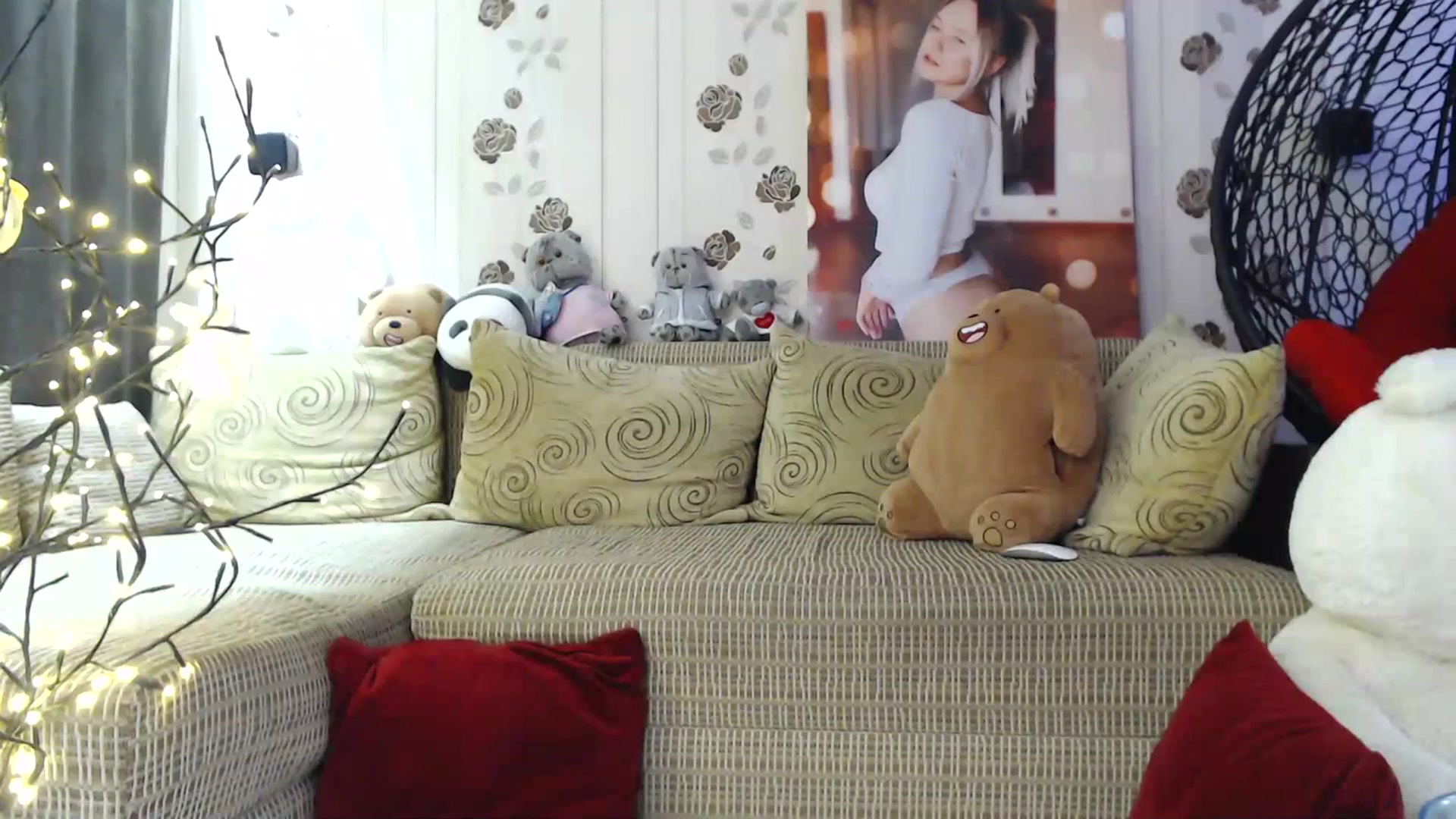 Gallery image thumbnail from RoomOfBears's myfreecams stream on, 07/12/2023, 17:21 image 17 of 20