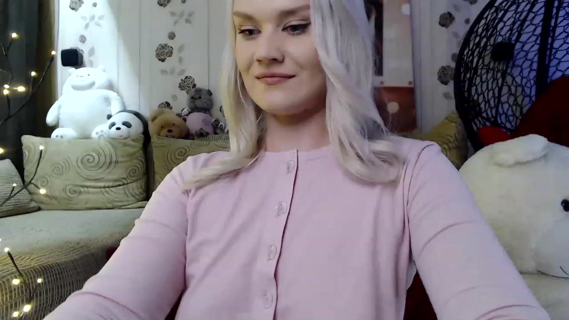 Gallery image thumbnail from RoomOfBears's myfreecams stream on, 07/26/2023, 17:01 image 11 of 20