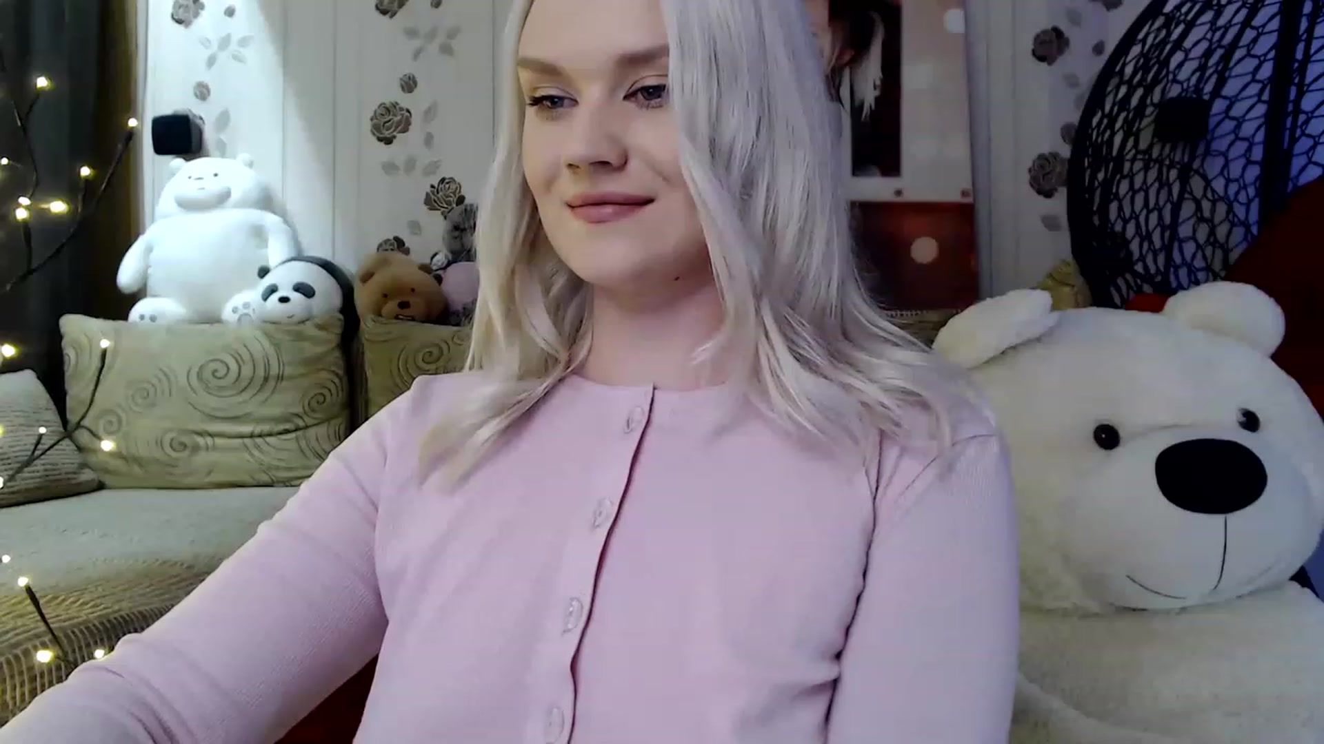 Gallery image thumbnail from RoomOfBears's myfreecams stream on, 07/26/2023, 17:01 image 6 of 20