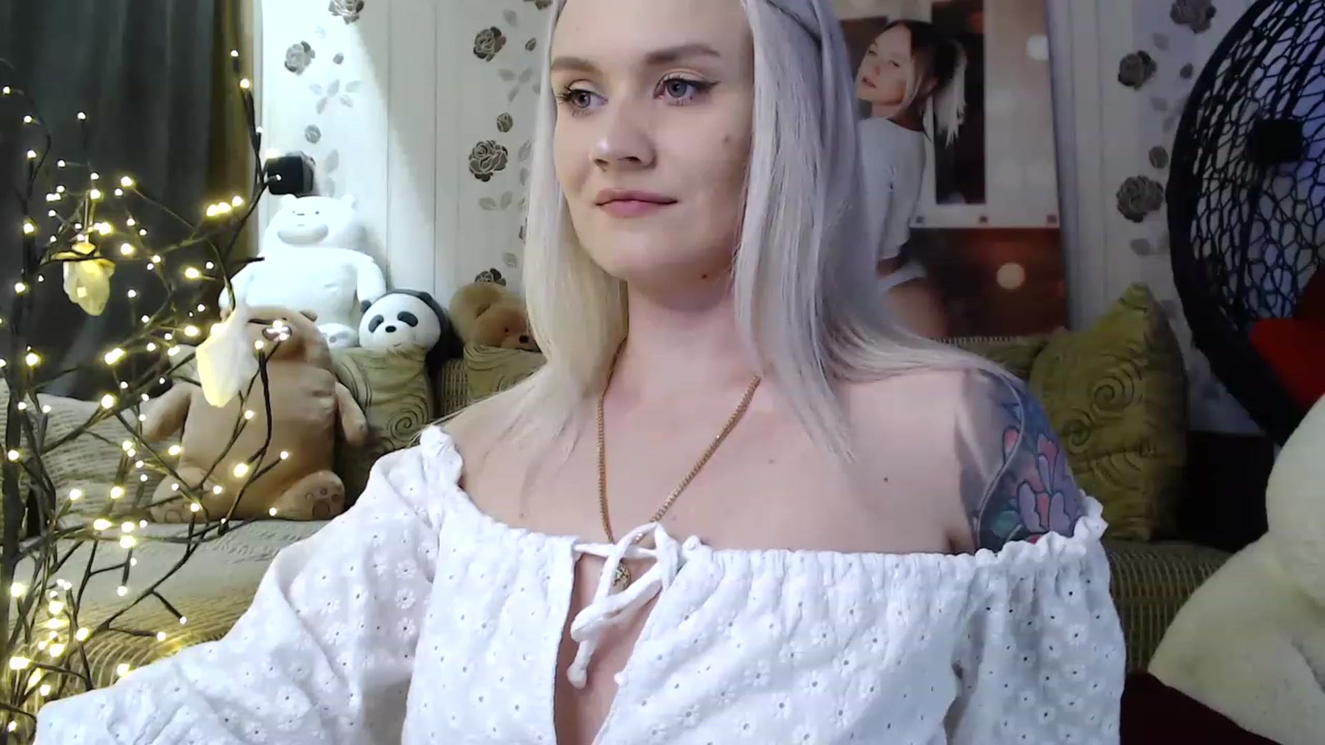 Gallery image thumbnail from RoomOfBears's myfreecams stream on, 07/30/2023, 16:29 image 13 of 20