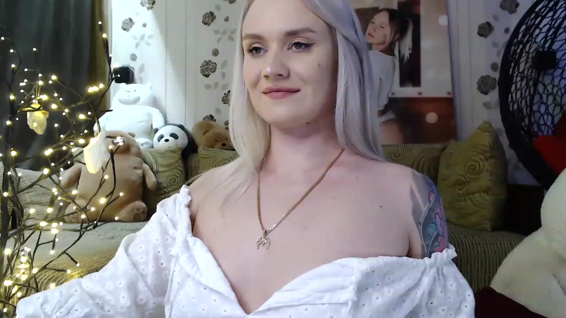 Gallery image thumbnail from RoomOfBears's myfreecams stream on, 07/30/2023, 16:29 image 14 of 20