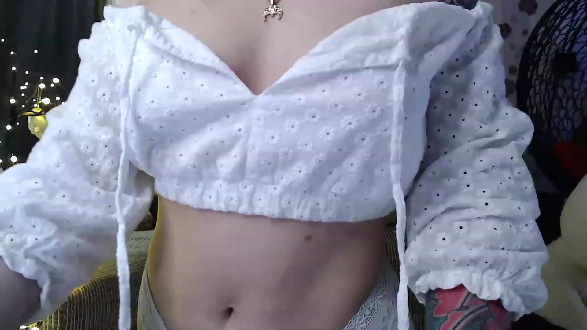 Gallery image thumbnail from RoomOfBears's myfreecams stream on, 07/30/2023, 16:29 image 15 of 20