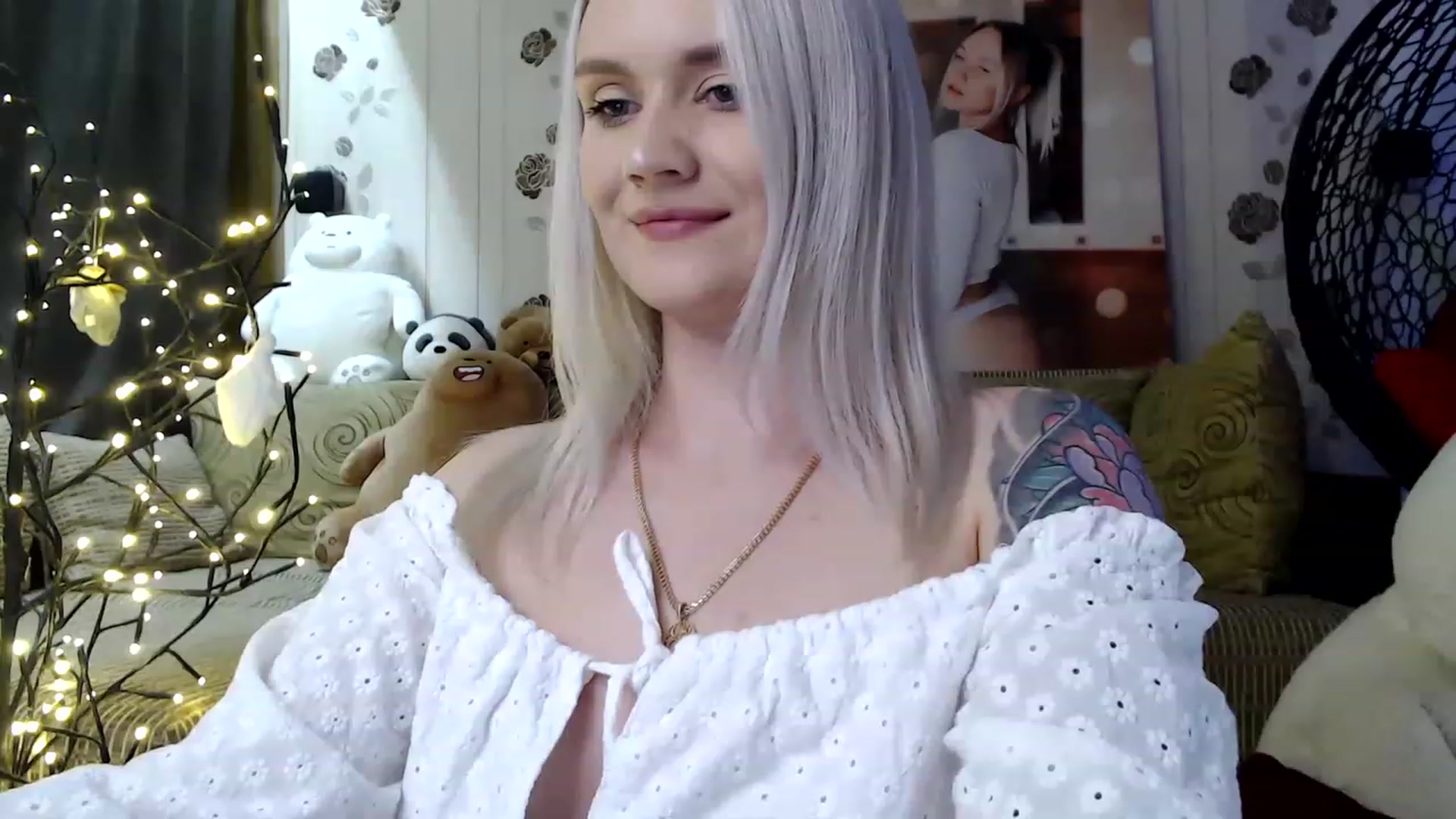 Gallery image thumbnail from RoomOfBears's myfreecams stream on, 07/30/2023, 17:03 image 6 of 20