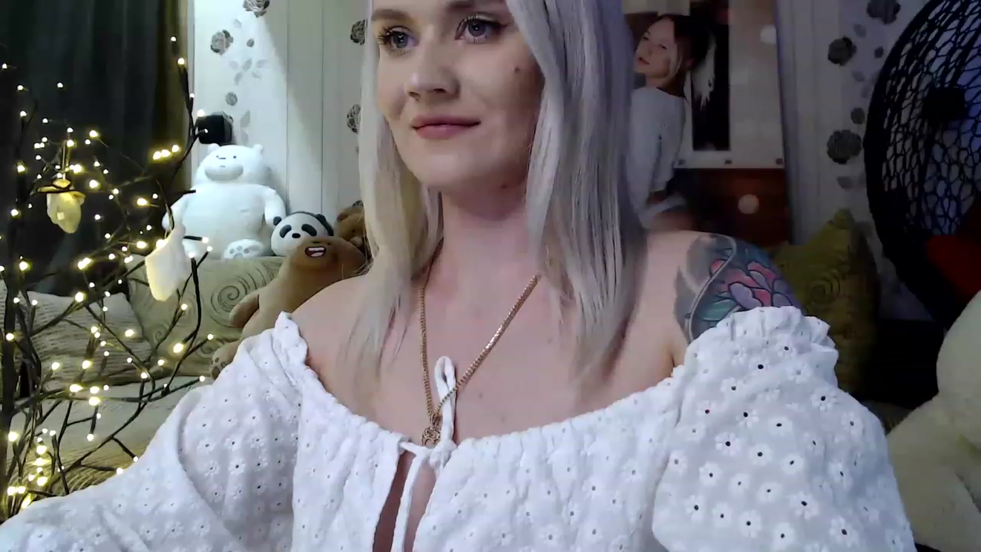 Gallery image thumbnail from RoomOfBears's myfreecams stream on, 07/30/2023, 17:03 image 7 of 20