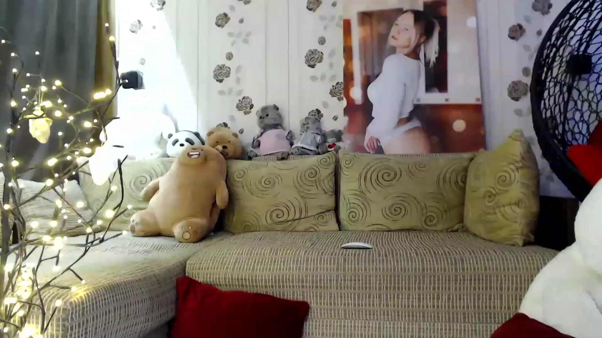 Gallery image thumbnail from RoomOfBears's myfreecams stream on, 07/30/2023, 17:03 image 15 of 20