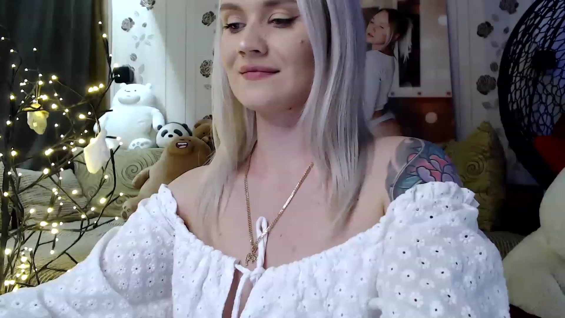 Gallery image thumbnail from RoomOfBears's myfreecams stream on, 07/30/2023, 17:03 image 9 of 20
