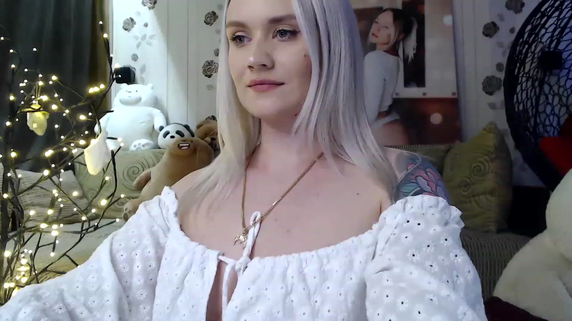 Gallery image thumbnail from RoomOfBears's myfreecams stream on, 07/30/2023, 17:03 image 11 of 20