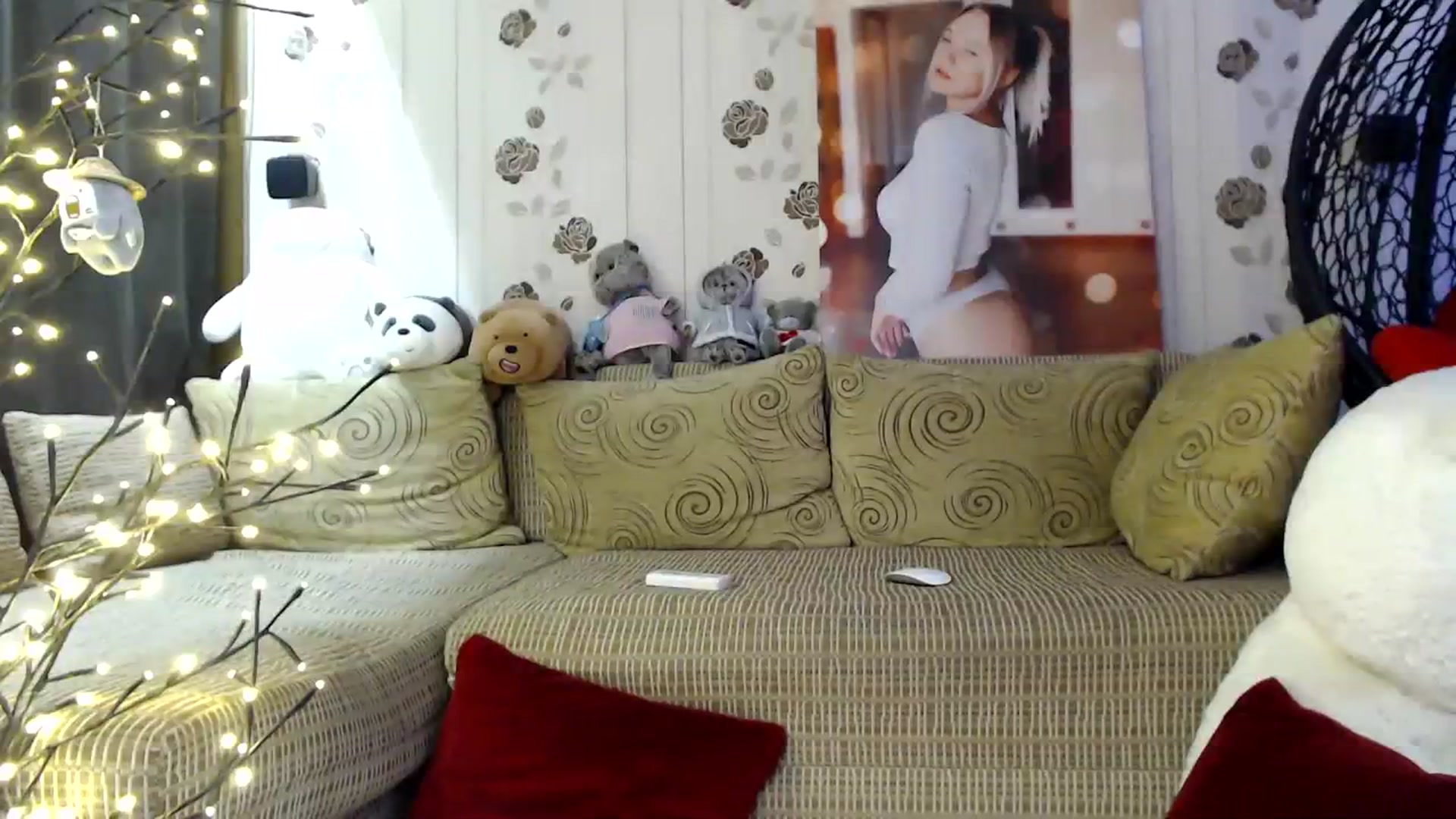 Gallery image thumbnail from RoomOfBears's myfreecams stream on, 08/09/2023, 17:25 image 16 of 20