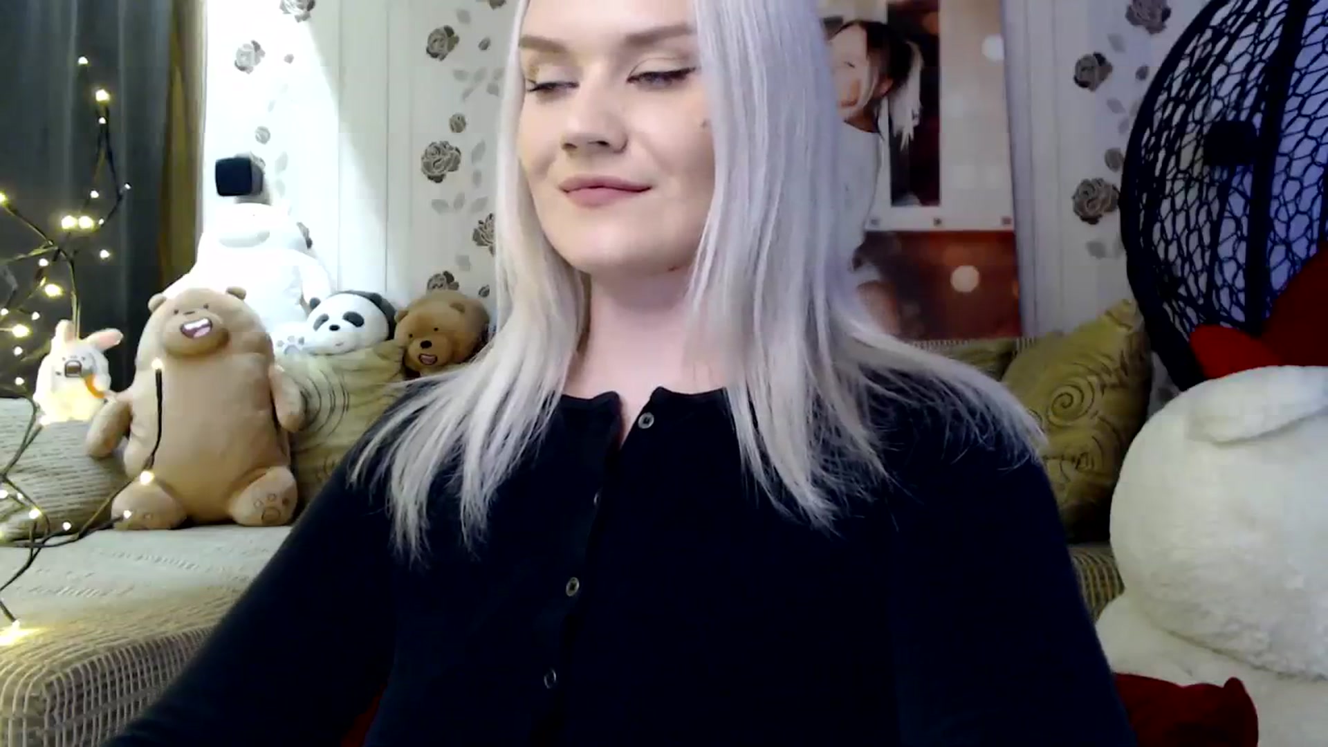 Gallery image thumbnail from RoomOfBears's myfreecams stream on, 08/12/2023, 16:16 image 19 of 20