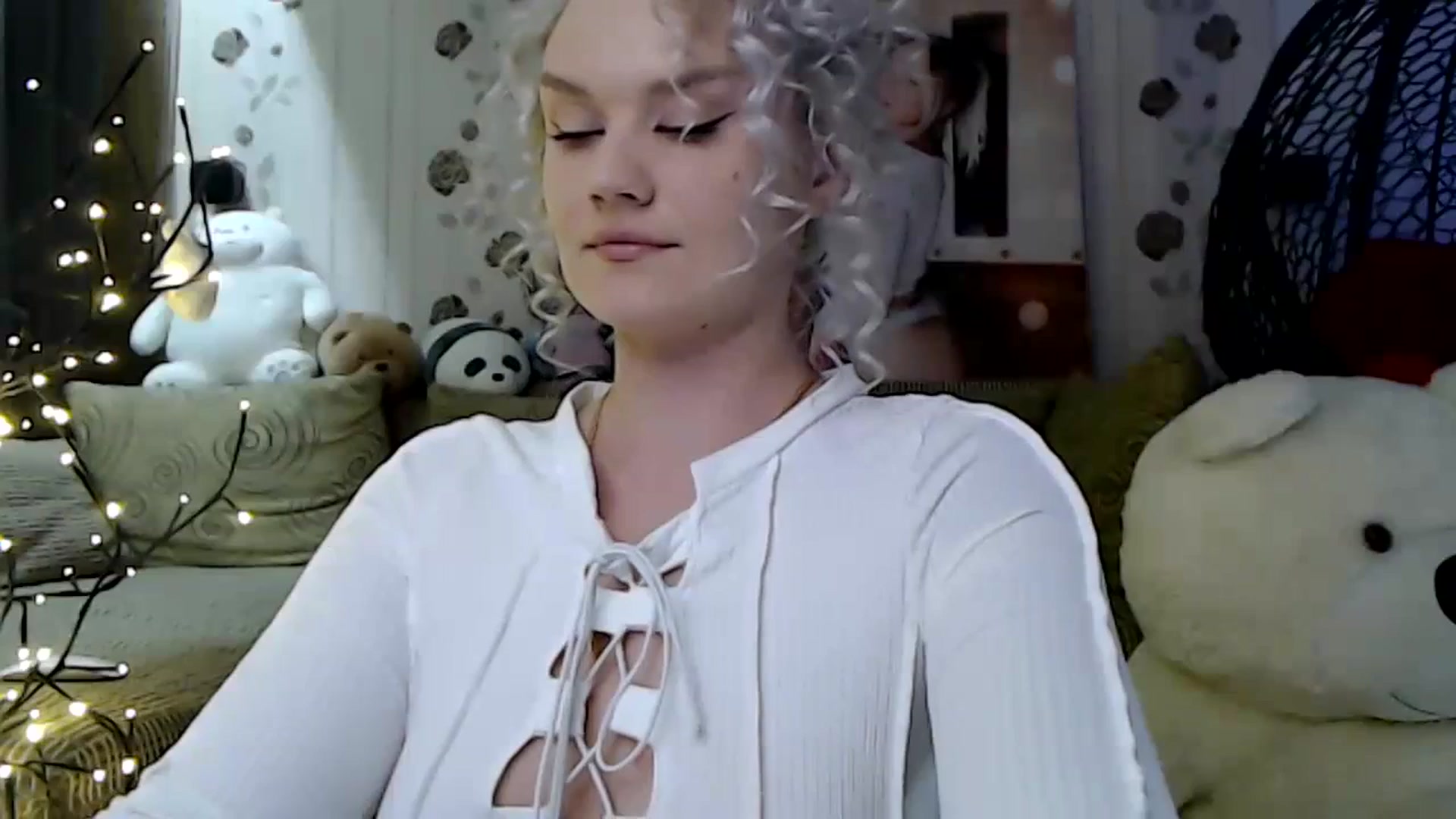Gallery image thumbnail from RoomOfBears's myfreecams stream on, 09/13/2023, 16:39 image 1 of 20